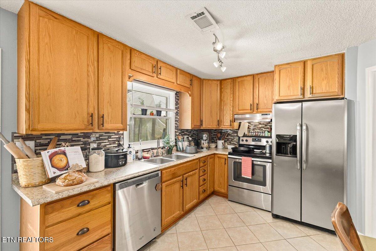 329 Summerville Road Kingsport TN 37663