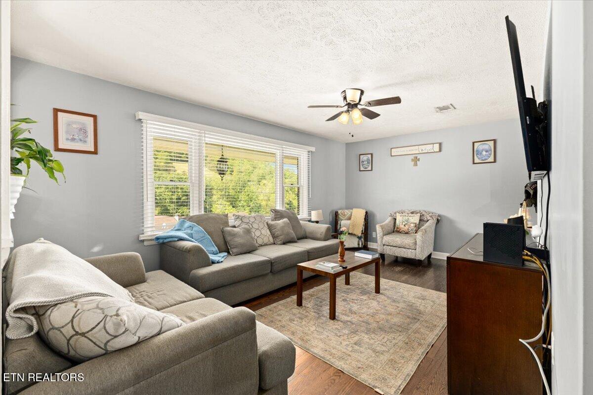 329 Summerville Road Kingsport TN 37663