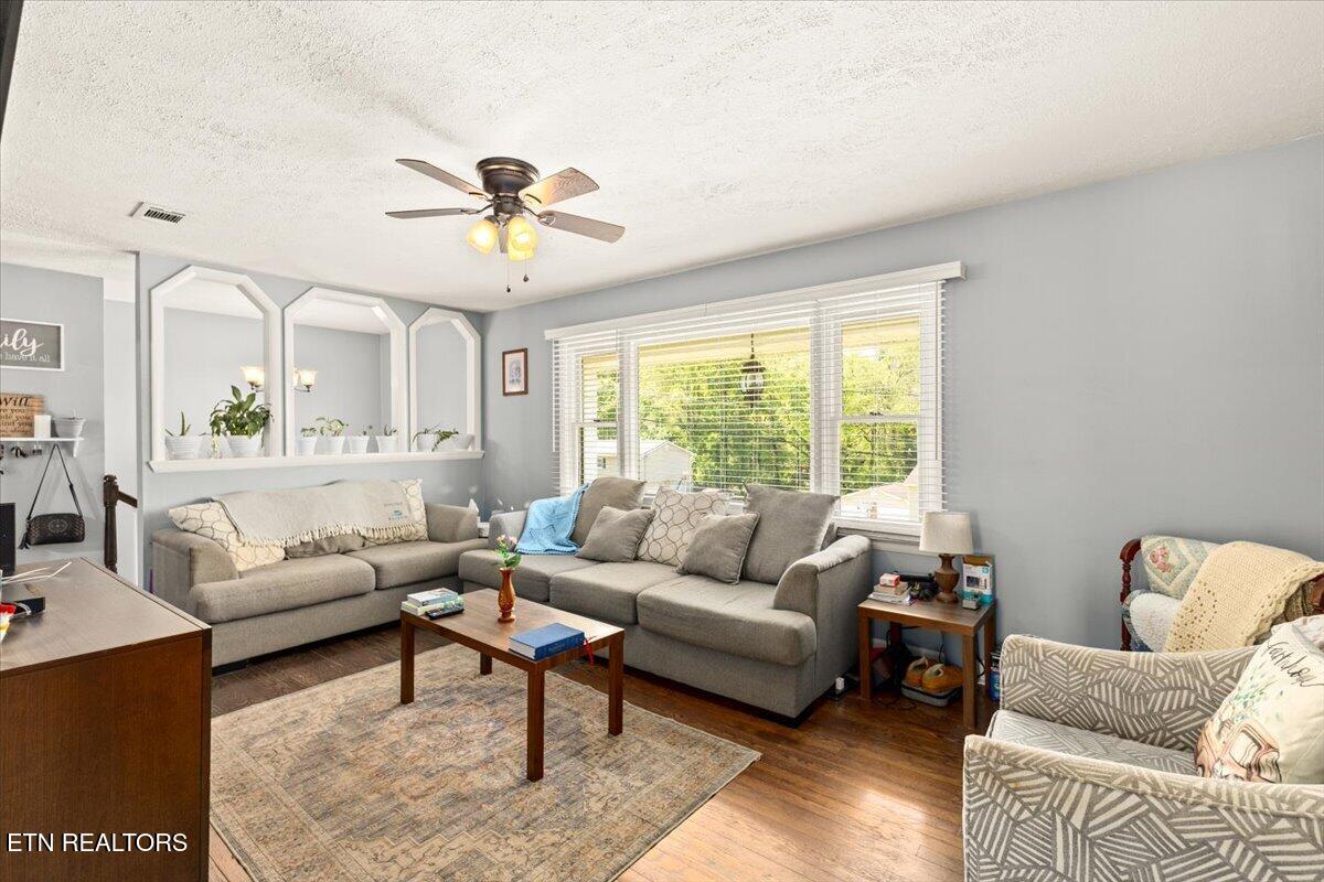 329 Summerville Road Kingsport TN 37663