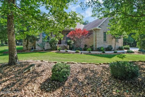 15 Pamala Lane Crossville TN 38558