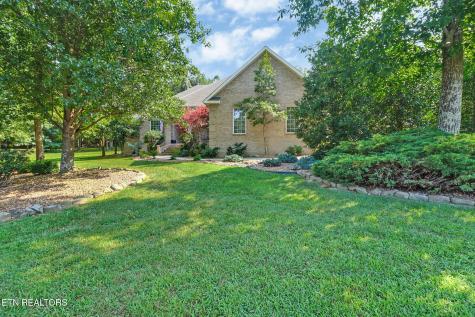 15 Pamala Lane Crossville TN 38558