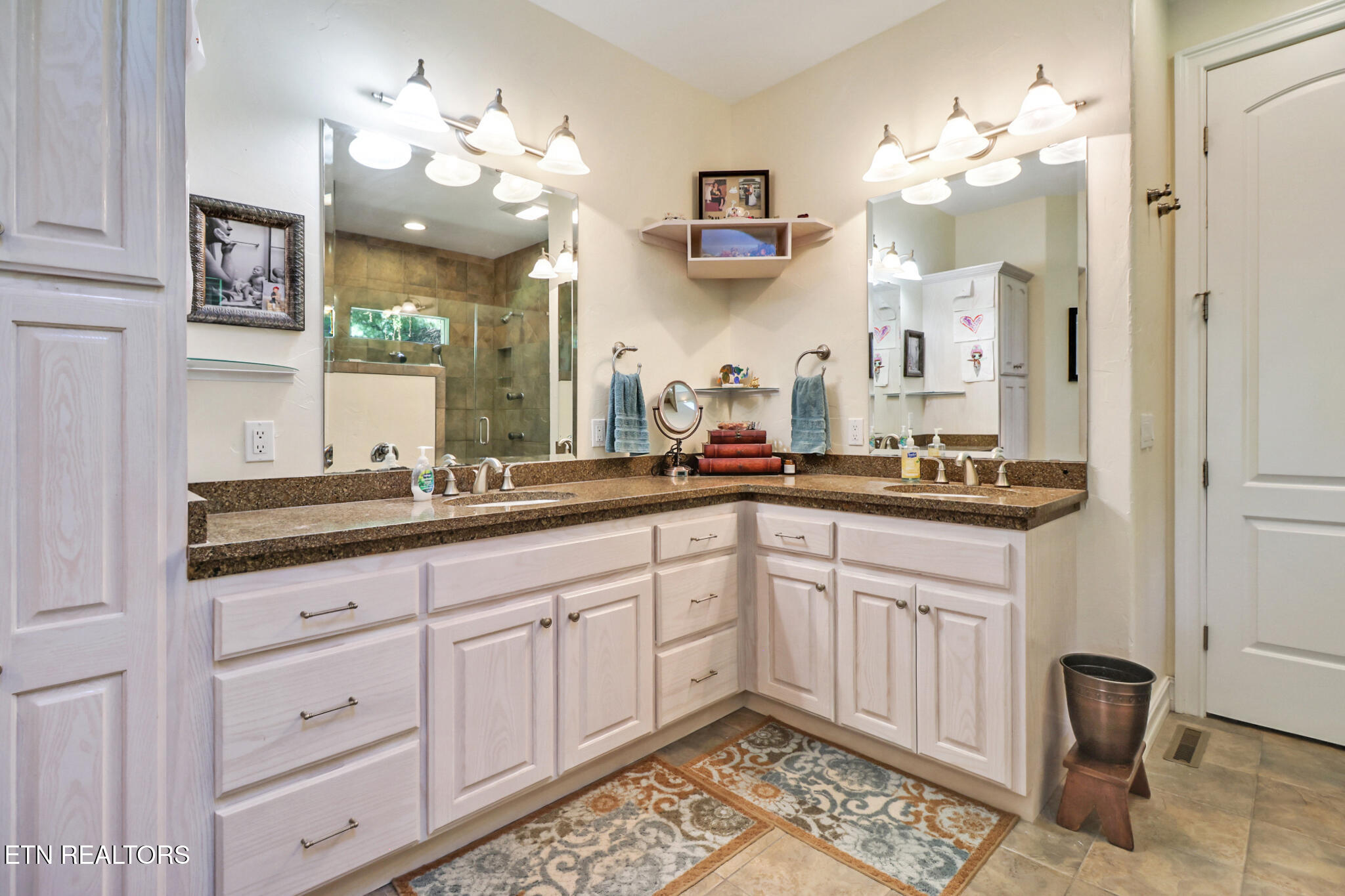 15 Pamala Lane Crossville TN 38558