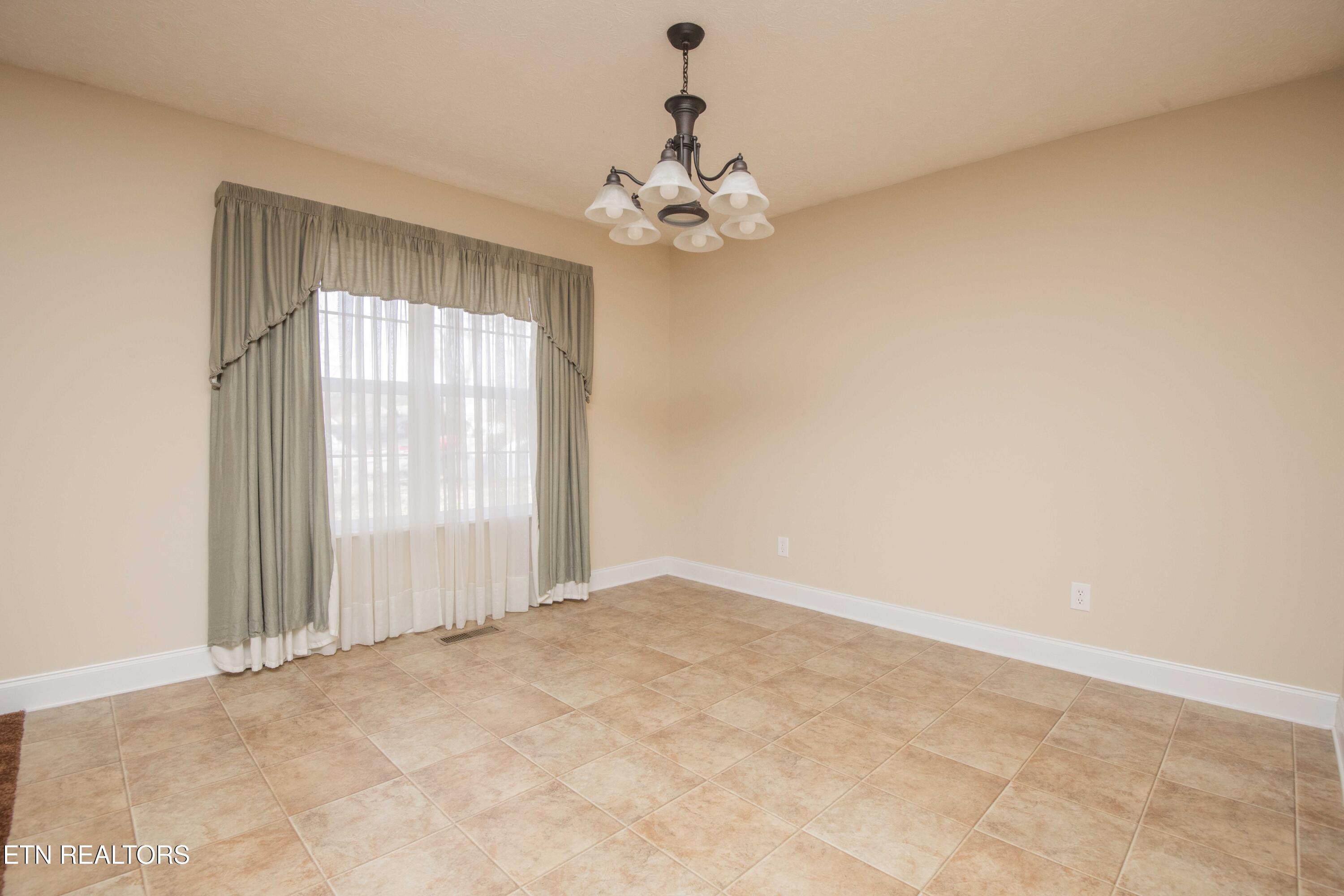 4723 Chesney Meadows Drive Strawberry Plains TN 37871