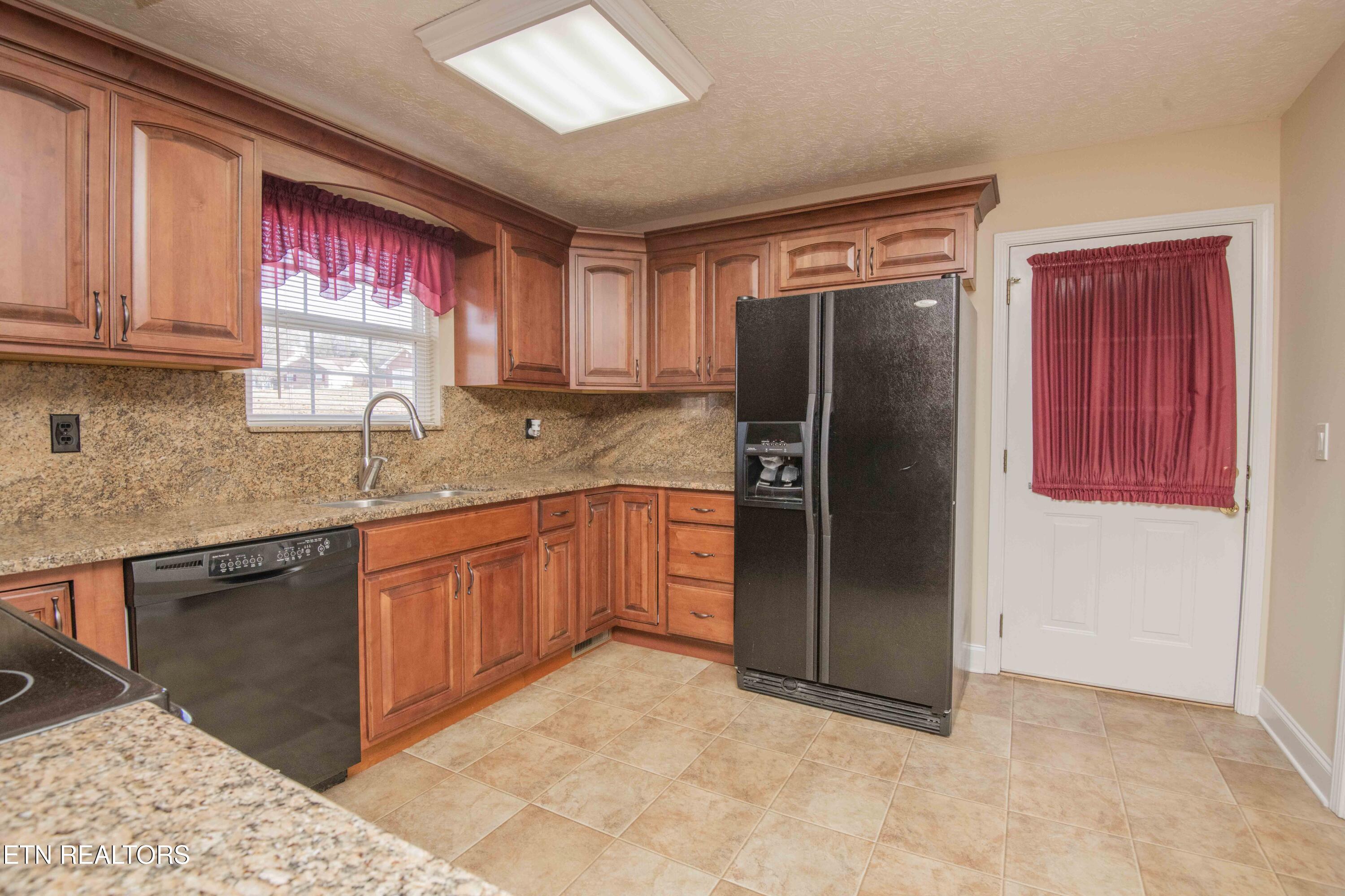 4723 Chesney Meadows Drive Strawberry Plains TN 37871