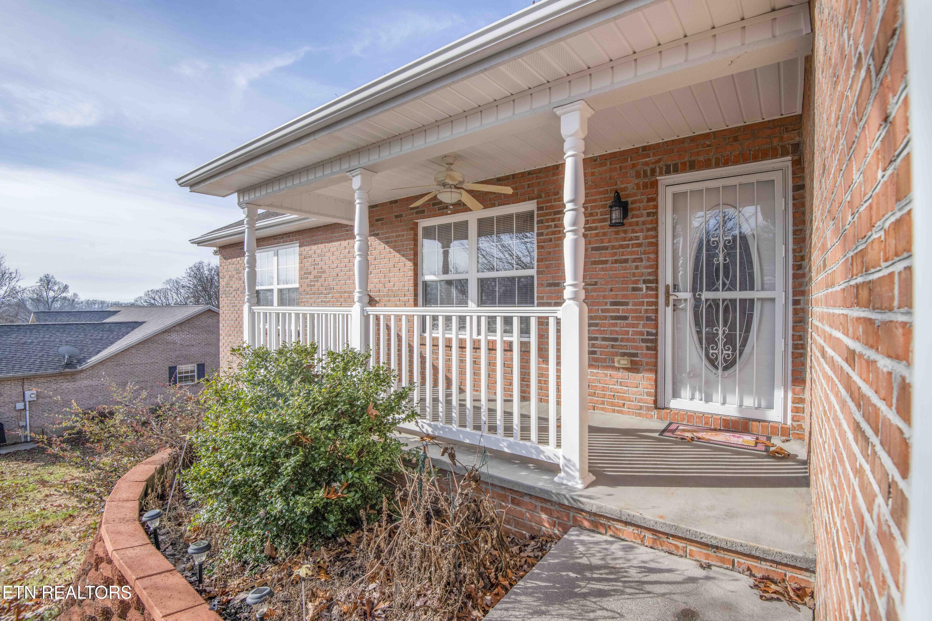 4723 Chesney Meadows Drive Strawberry Plains TN 37871