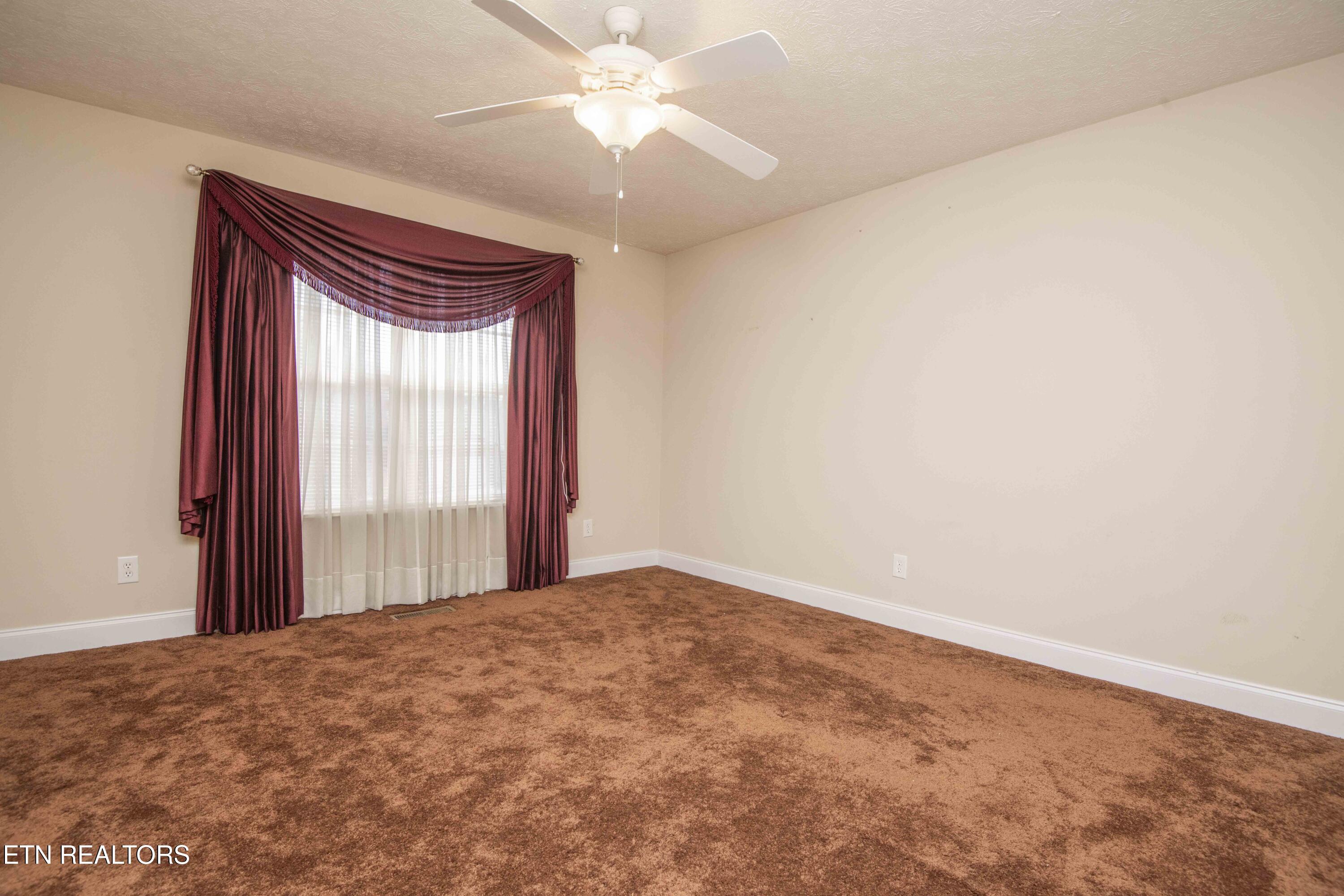 4723 Chesney Meadows Drive Strawberry Plains TN 37871