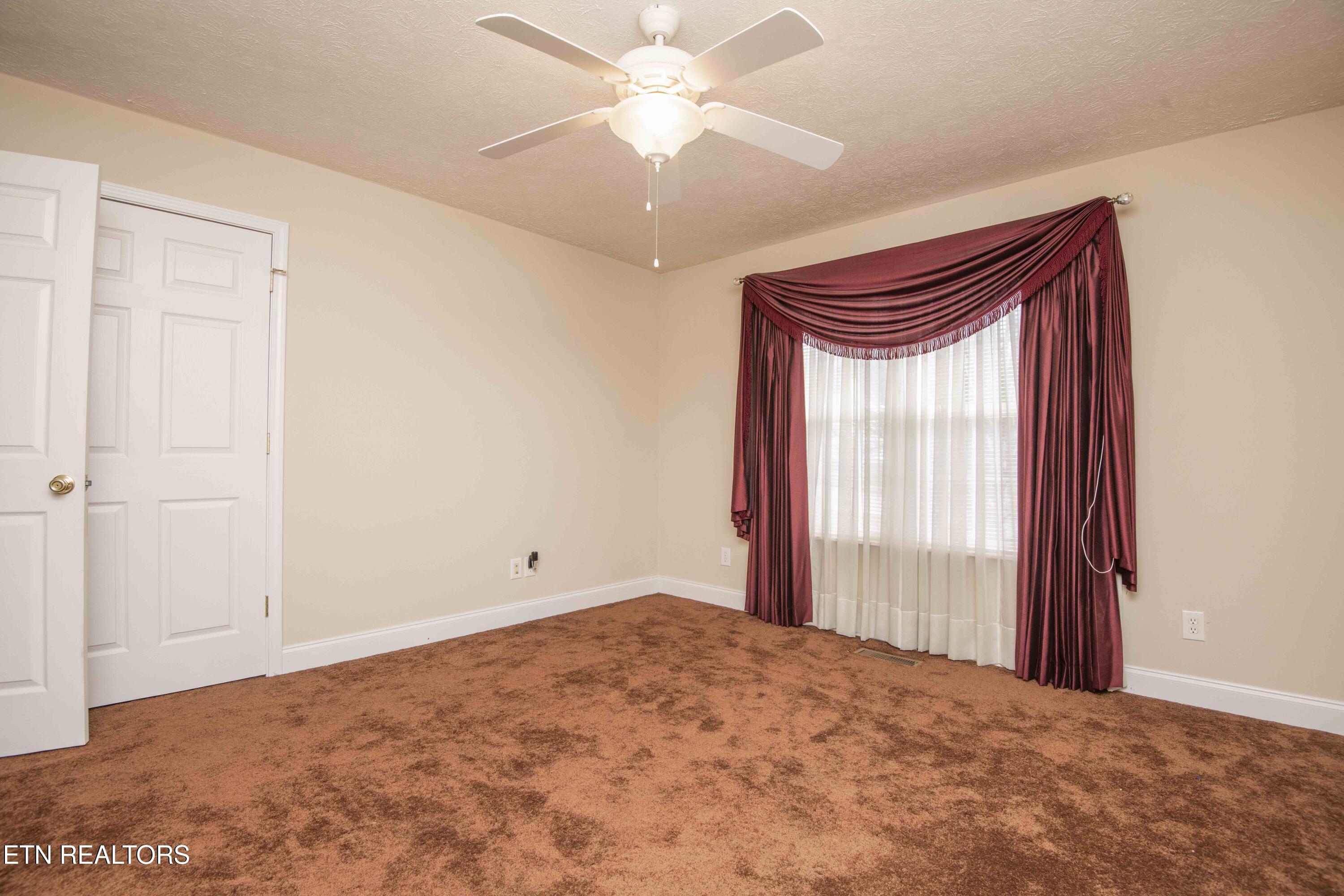 4723 Chesney Meadows Drive Strawberry Plains TN 37871