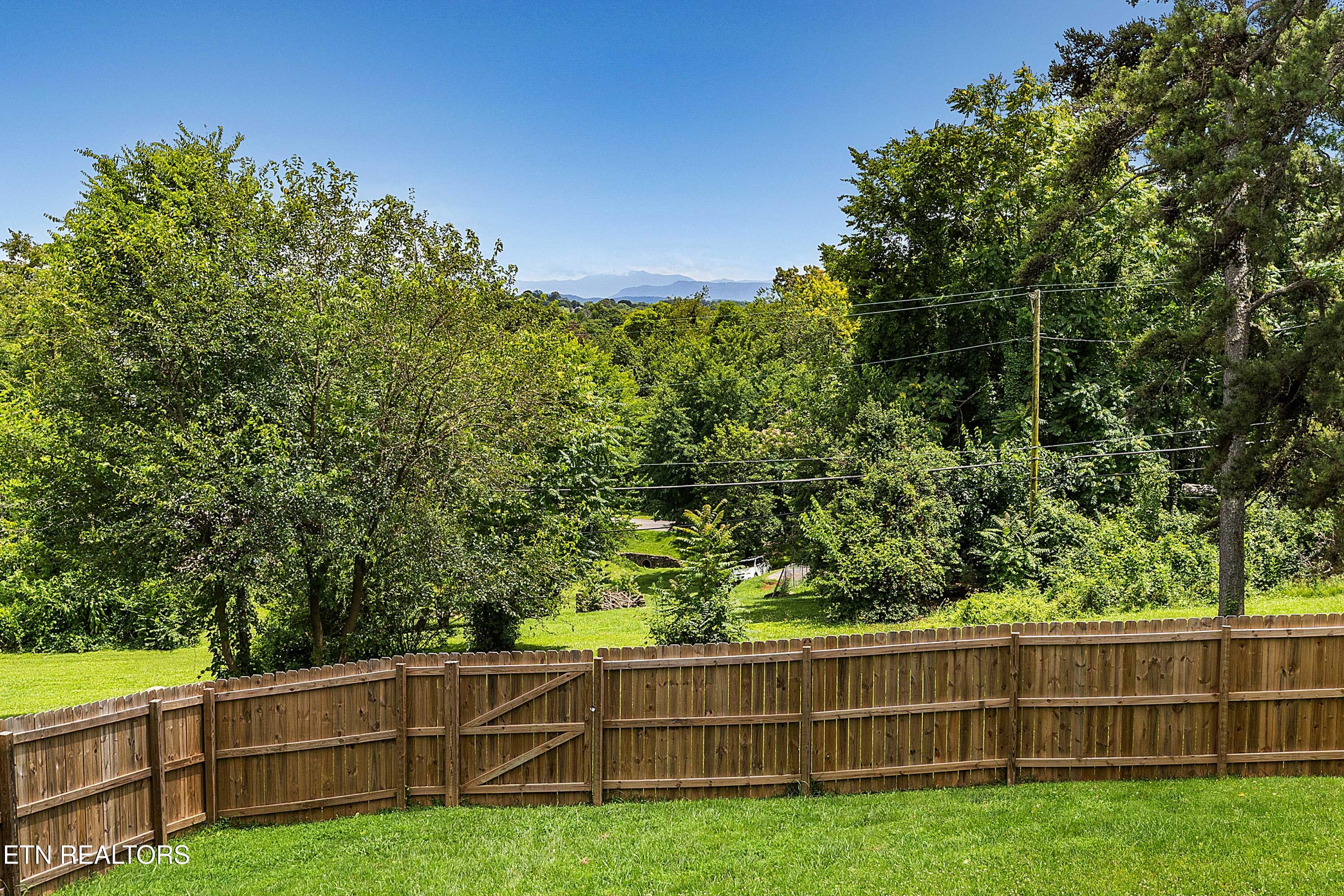 2940 Gaston Avenue Knoxville TN 37917