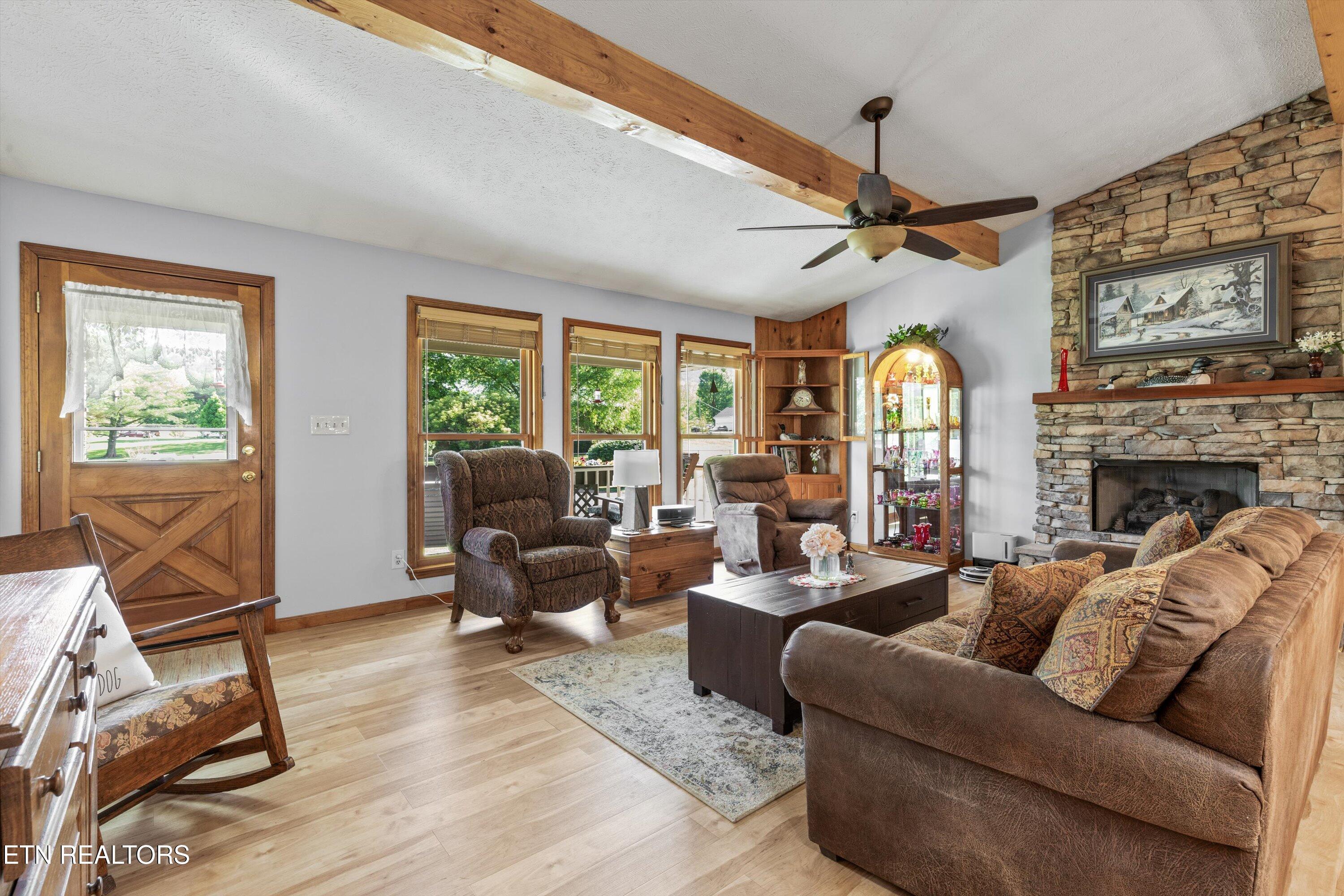 2229 Meadowbrook Lane Sevierville TN 37862