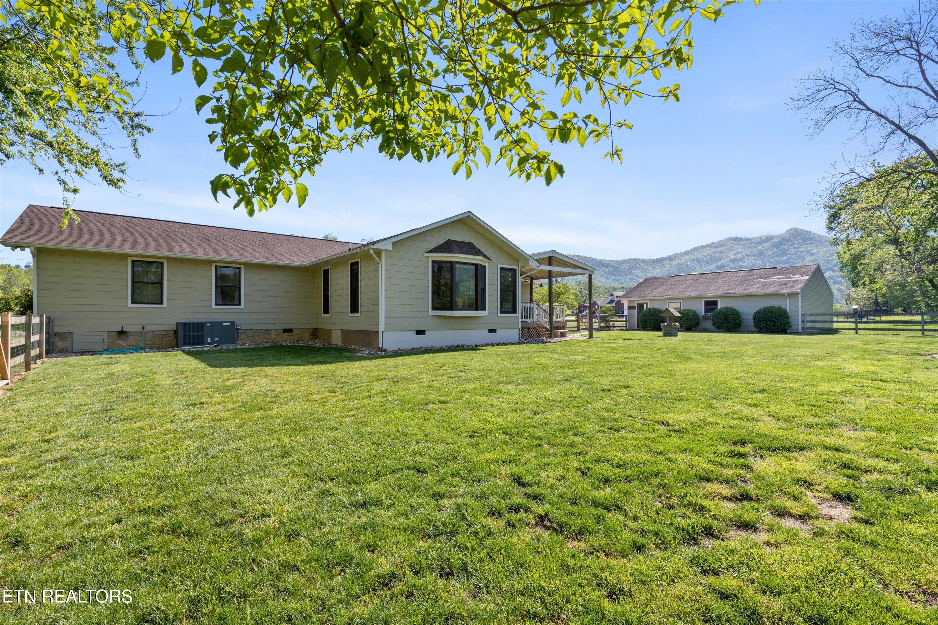 2229 Meadowbrook Lane Sevierville TN 37862