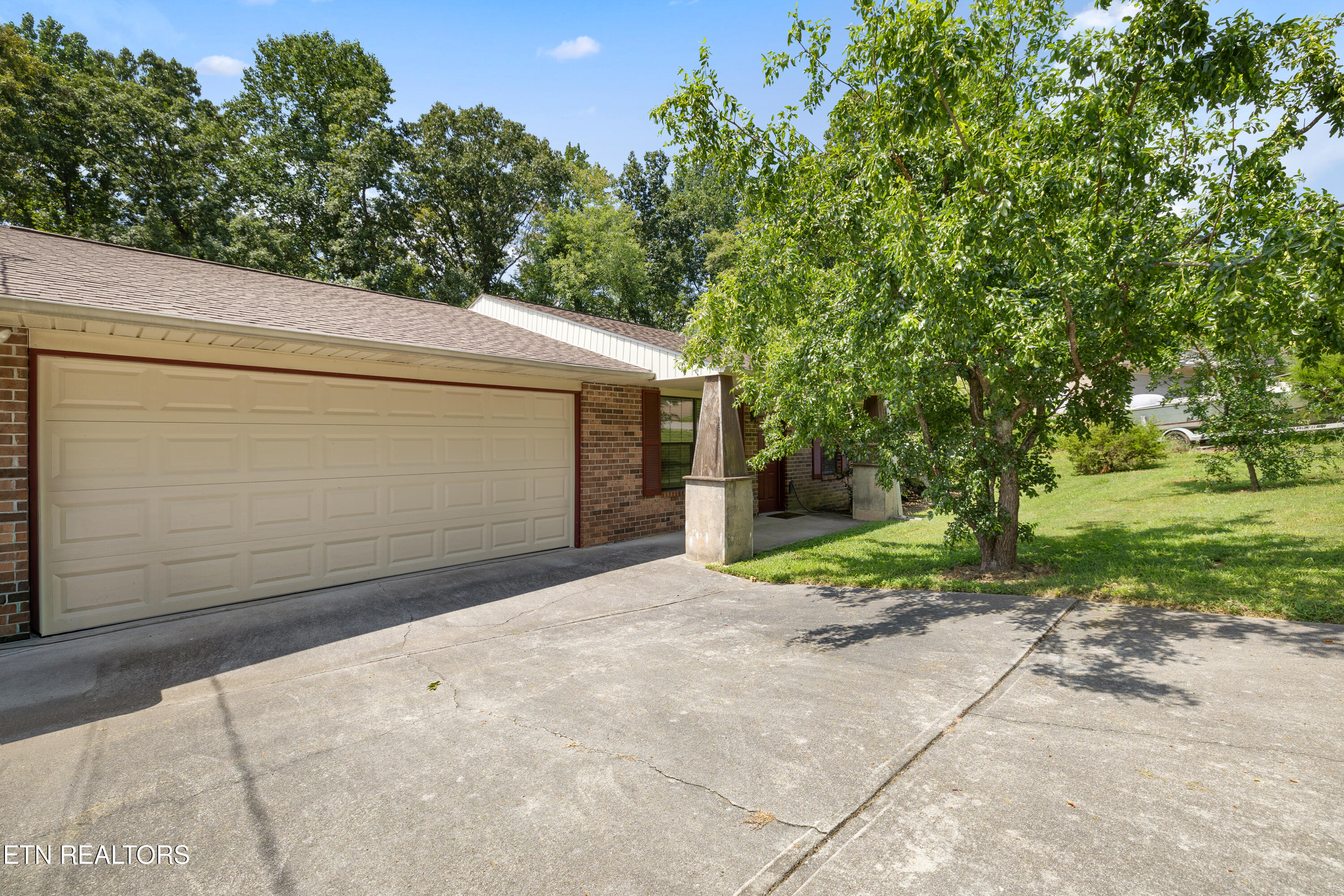6007 Bridge Garden Road Knoxville TN 37912