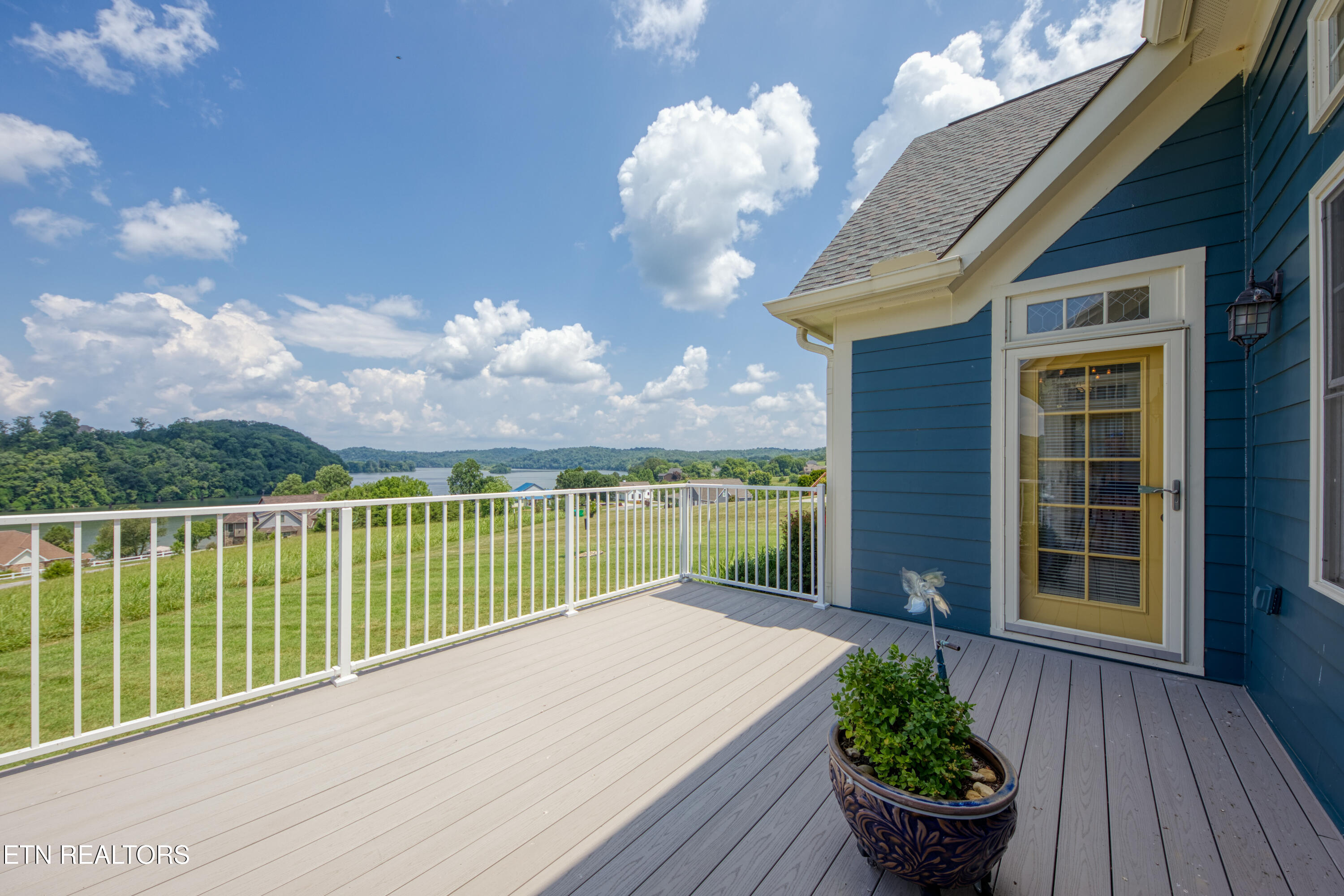 326 Marble Bluff Drive Kingston TN 37763