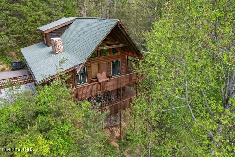 1979 E Mountain View Way Pigeon Forge TN 37876