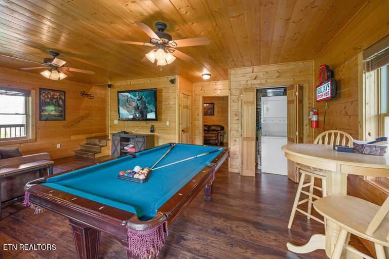 1979 E Mountain View Way Pigeon Forge TN 37876