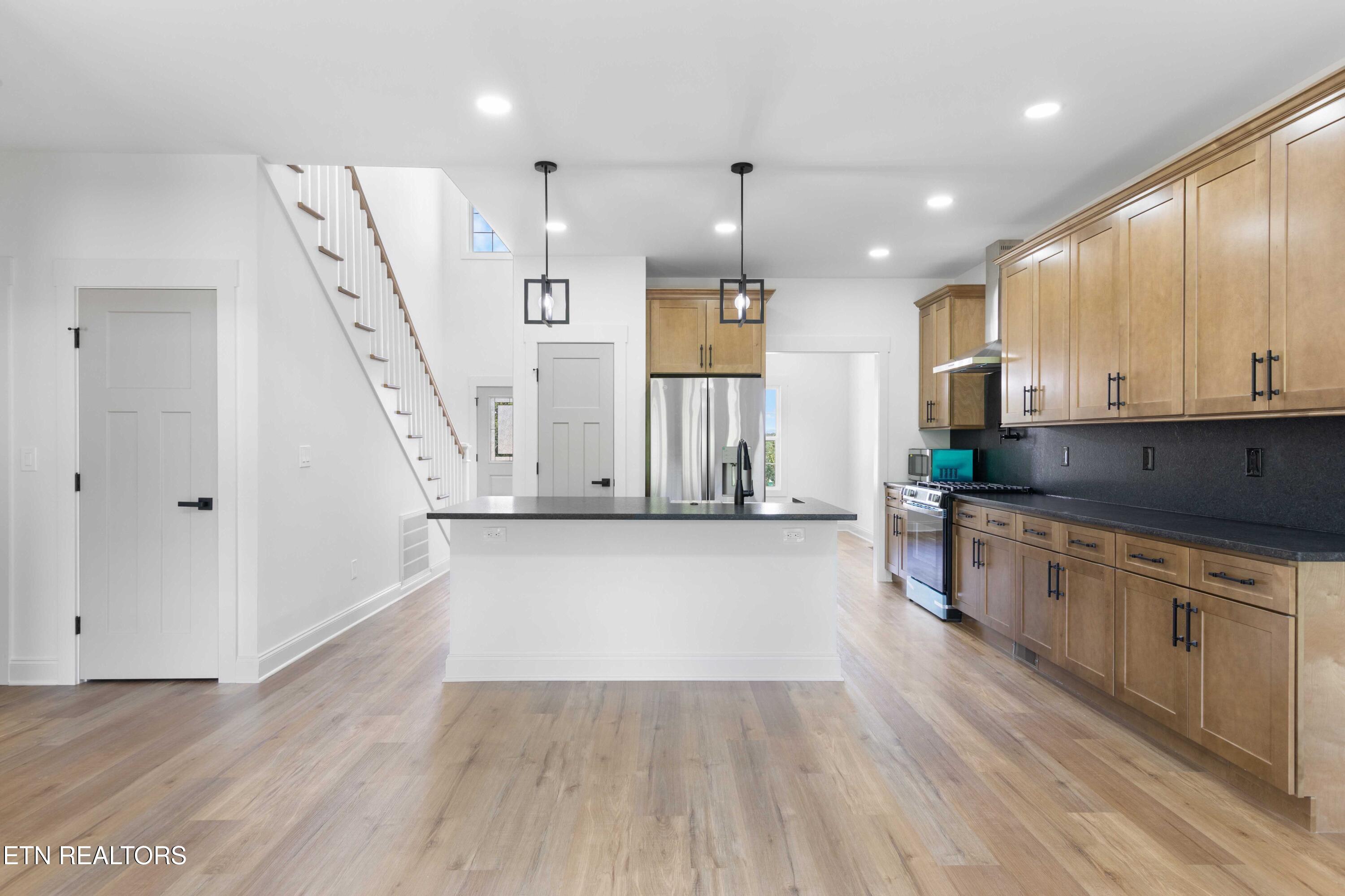 317 Sugar Maple Trail Lenoir City TN 37771