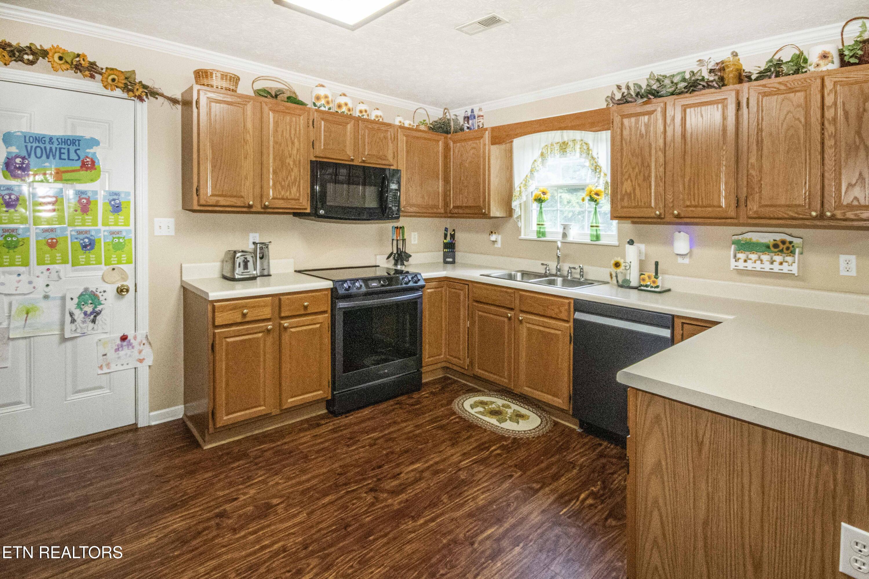 198 Nicely Trail Powell TN 37849