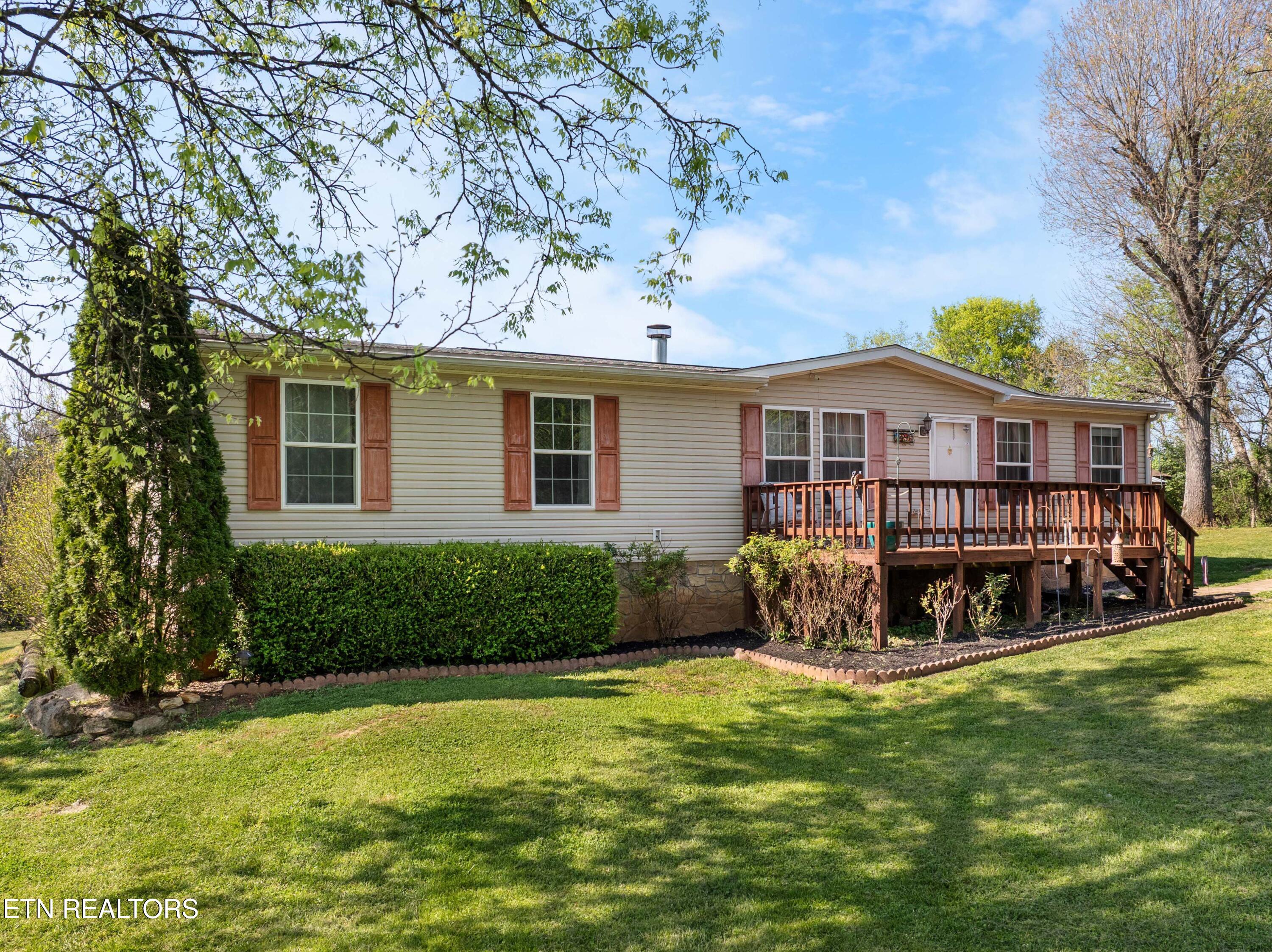 2496 W Old A J Highway Strawberry Plains TN 37871