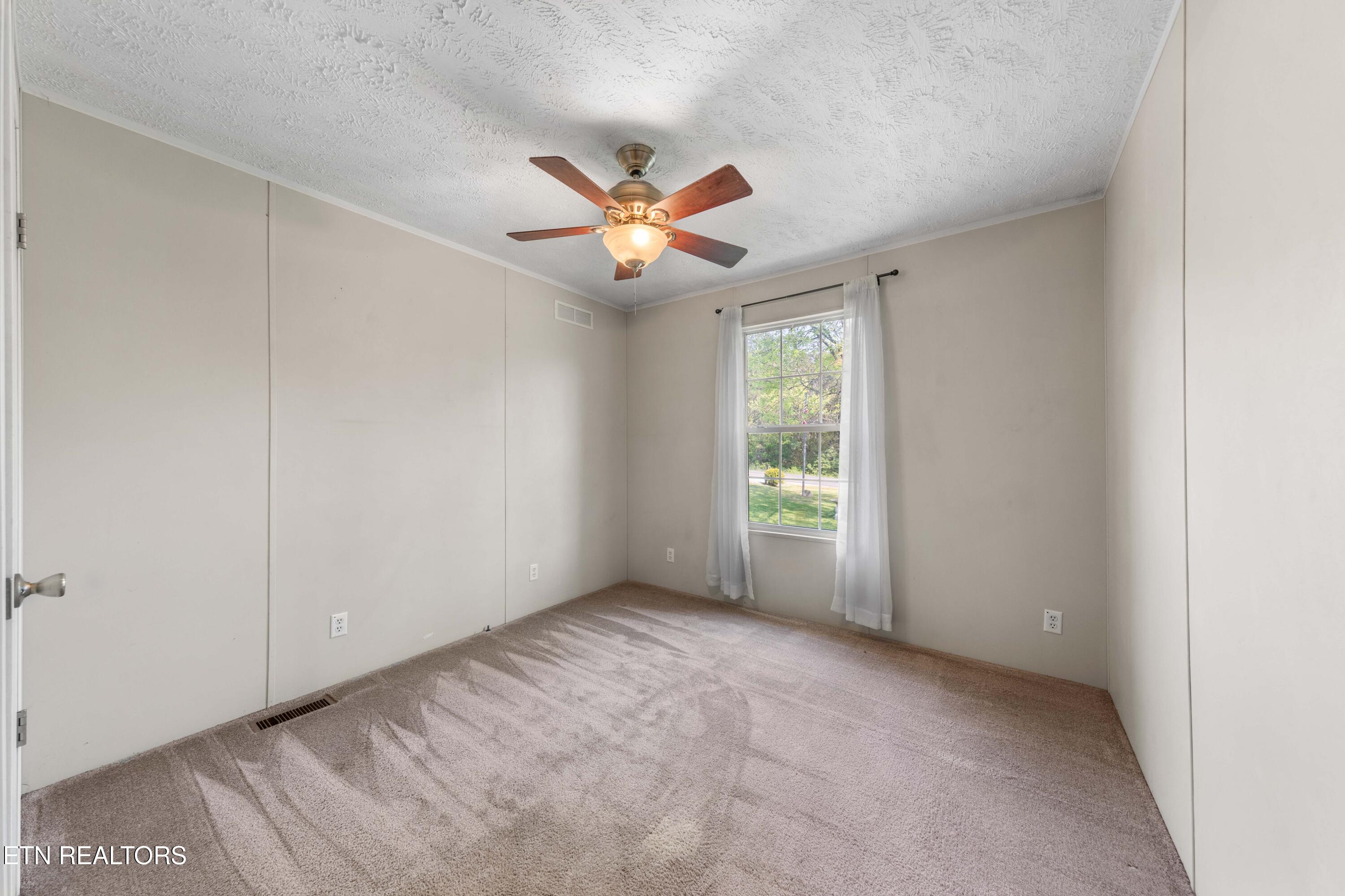 2496 W Old A J Highway Strawberry Plains TN 37871