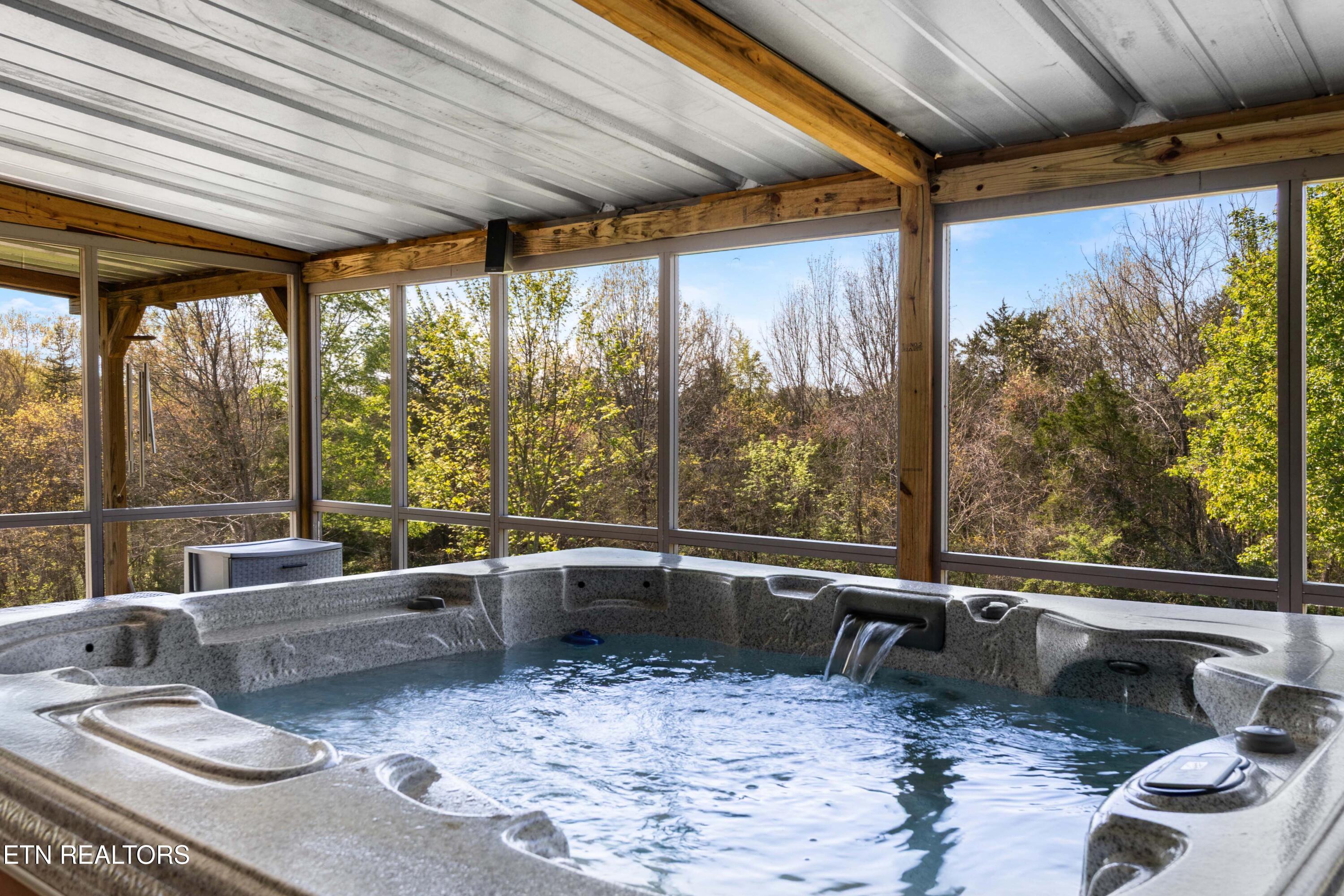 2496 W Old A J Highway Strawberry Plains TN 37871