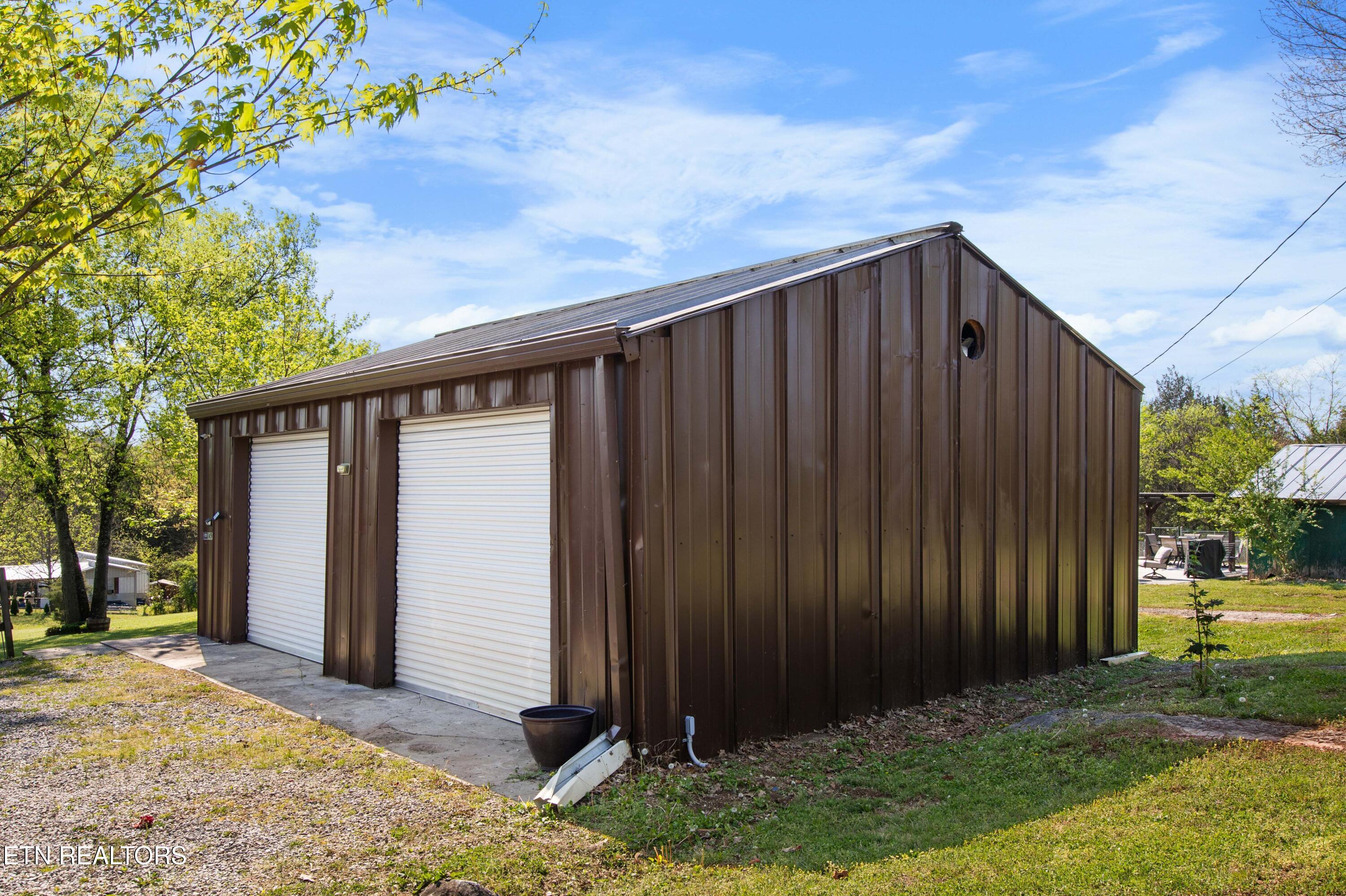 2496 W Old A J Highway Strawberry Plains TN 37871