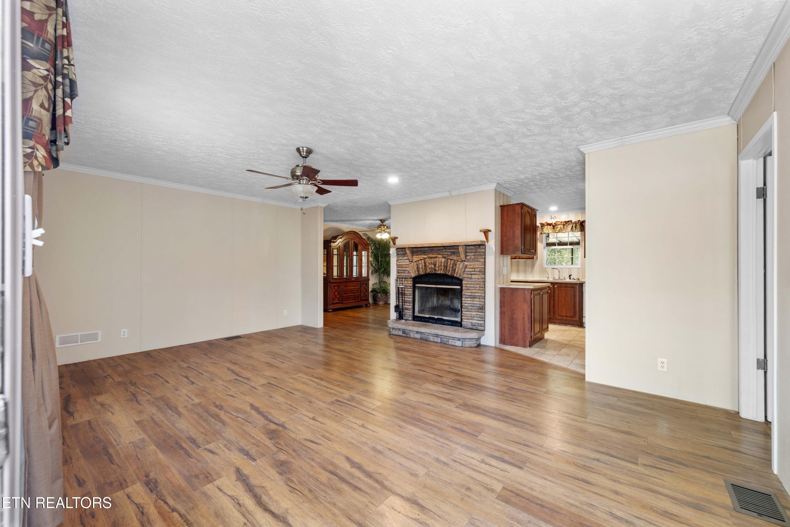 2496 W Old A J Highway Strawberry Plains TN 37871