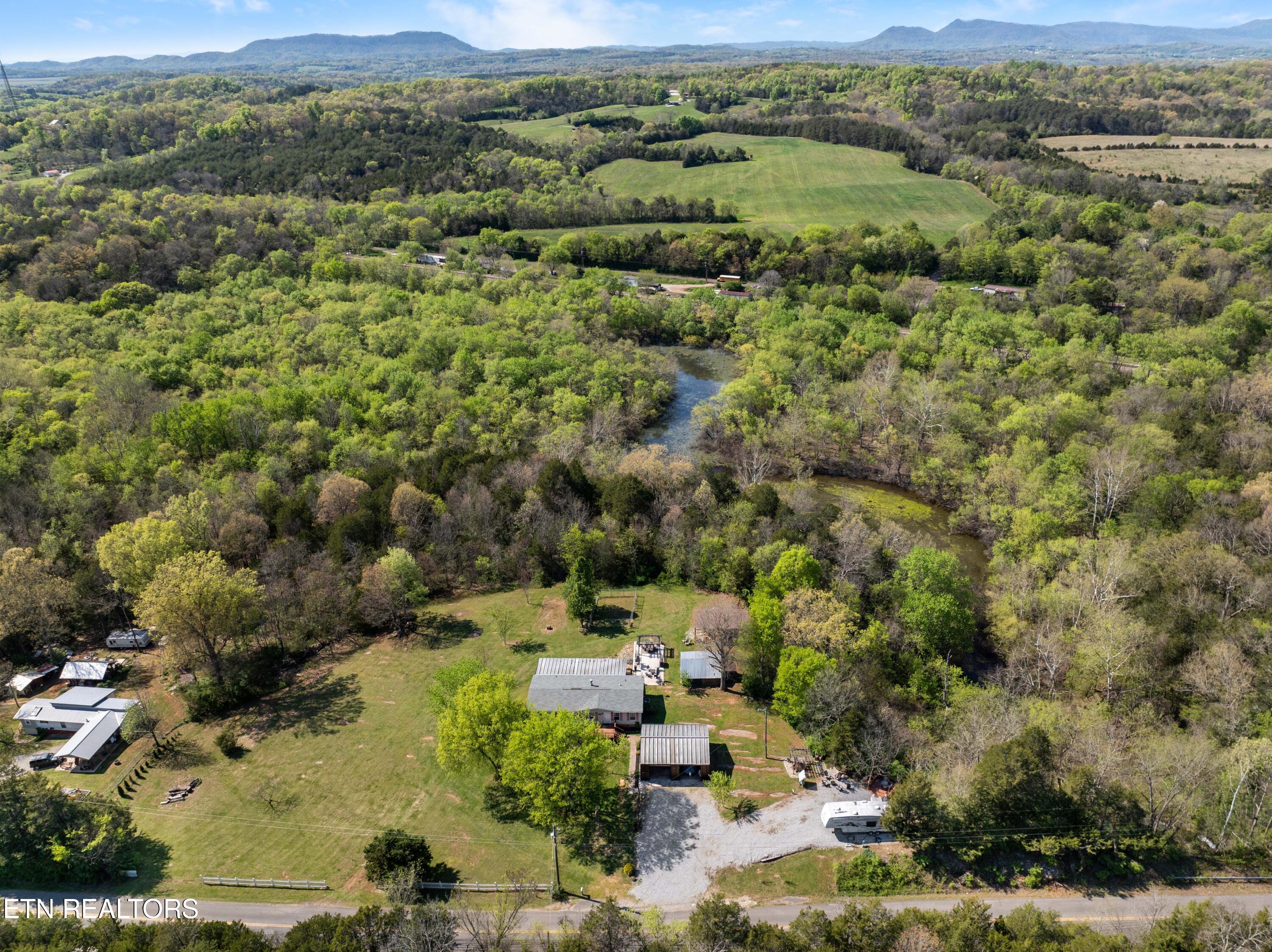 2496 W Old A J Highway Strawberry Plains TN 37871