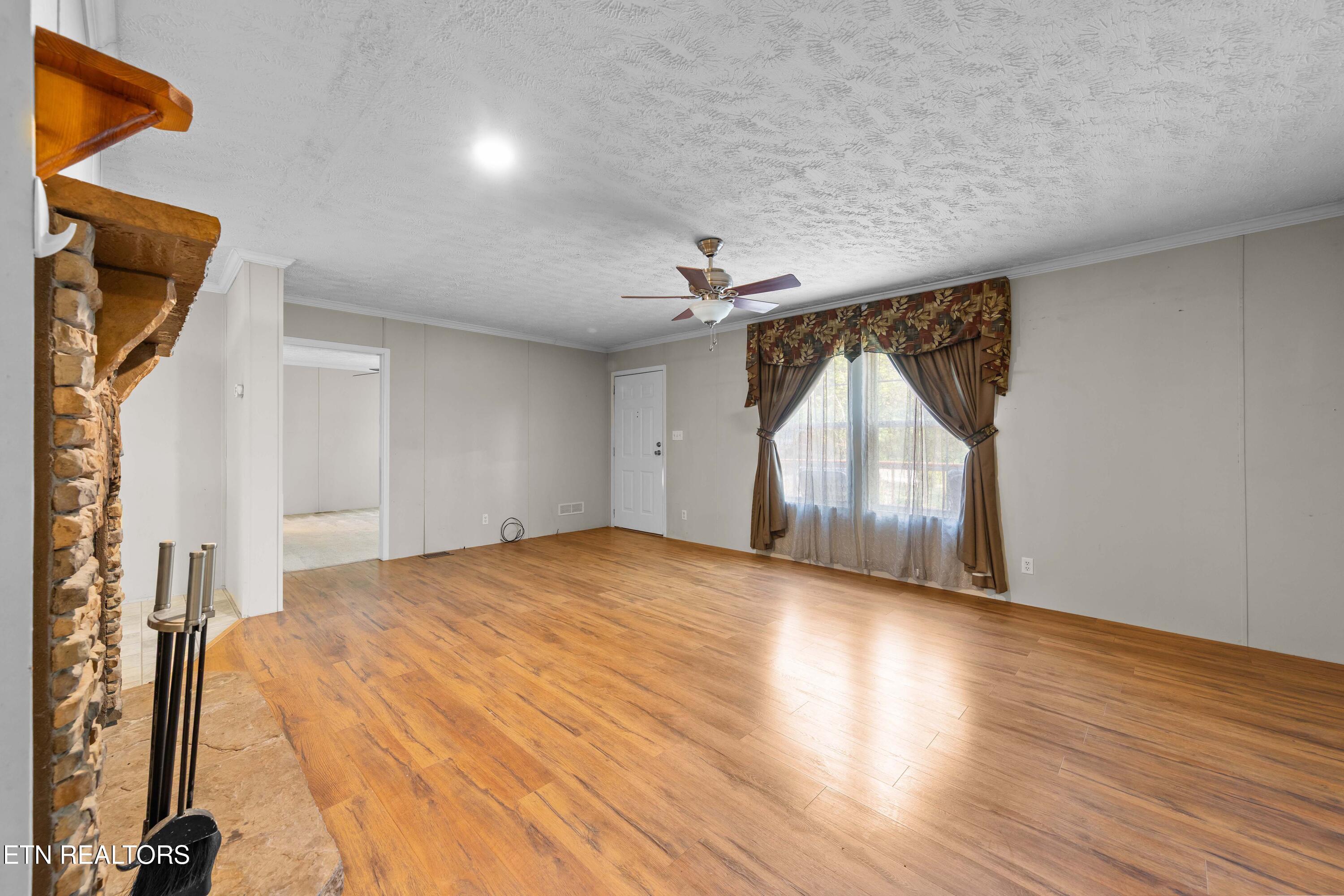 2496 W Old A J Highway Strawberry Plains TN 37871