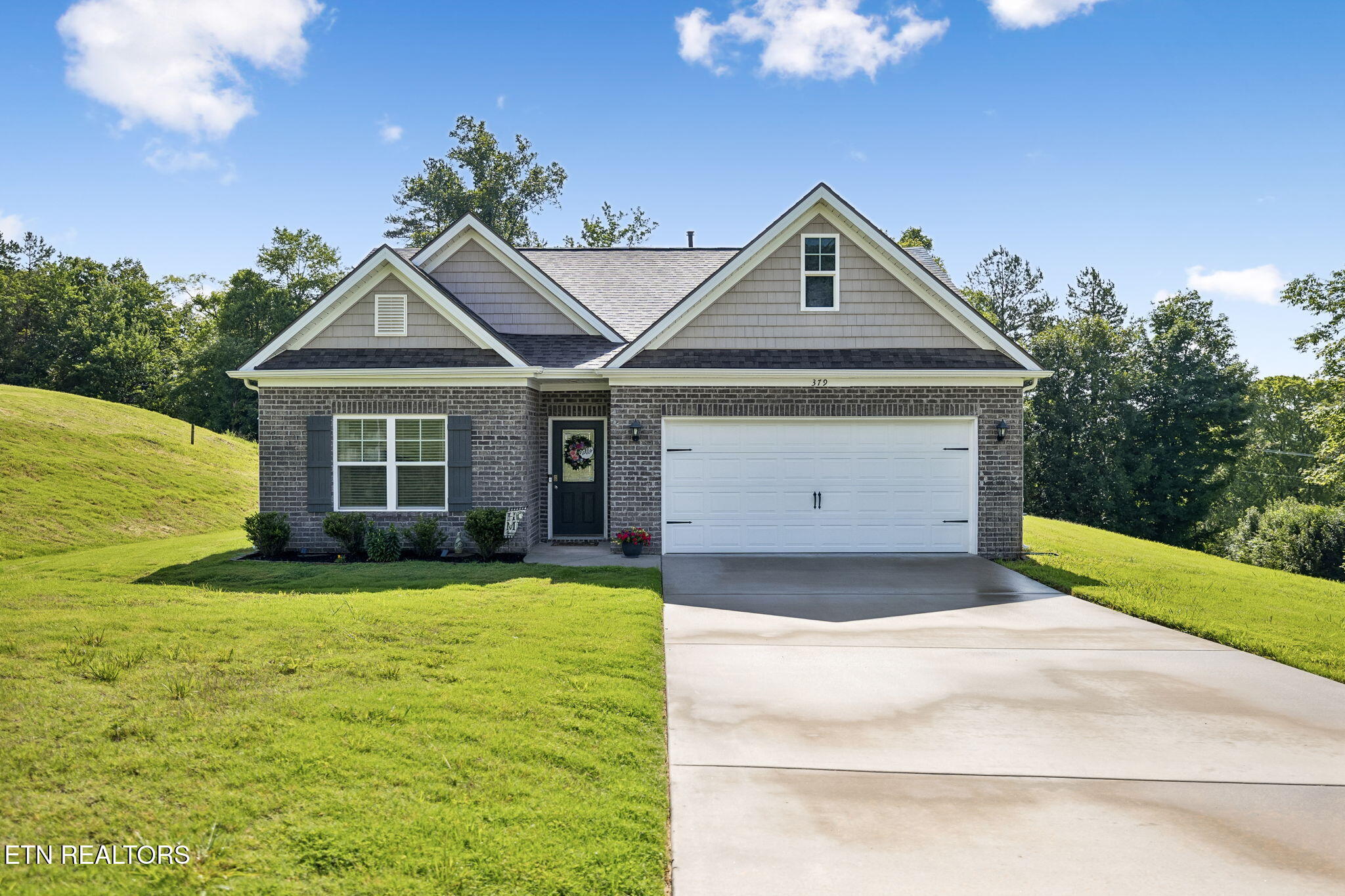 379 Summer Glenn Lane Loudon TN 37774