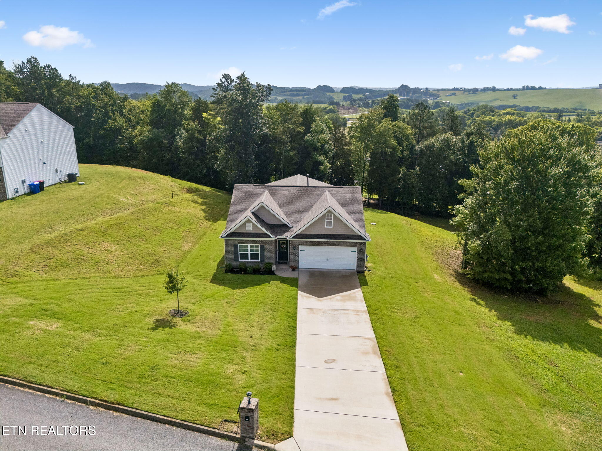 379 Summer Glenn Lane Loudon TN 37774
