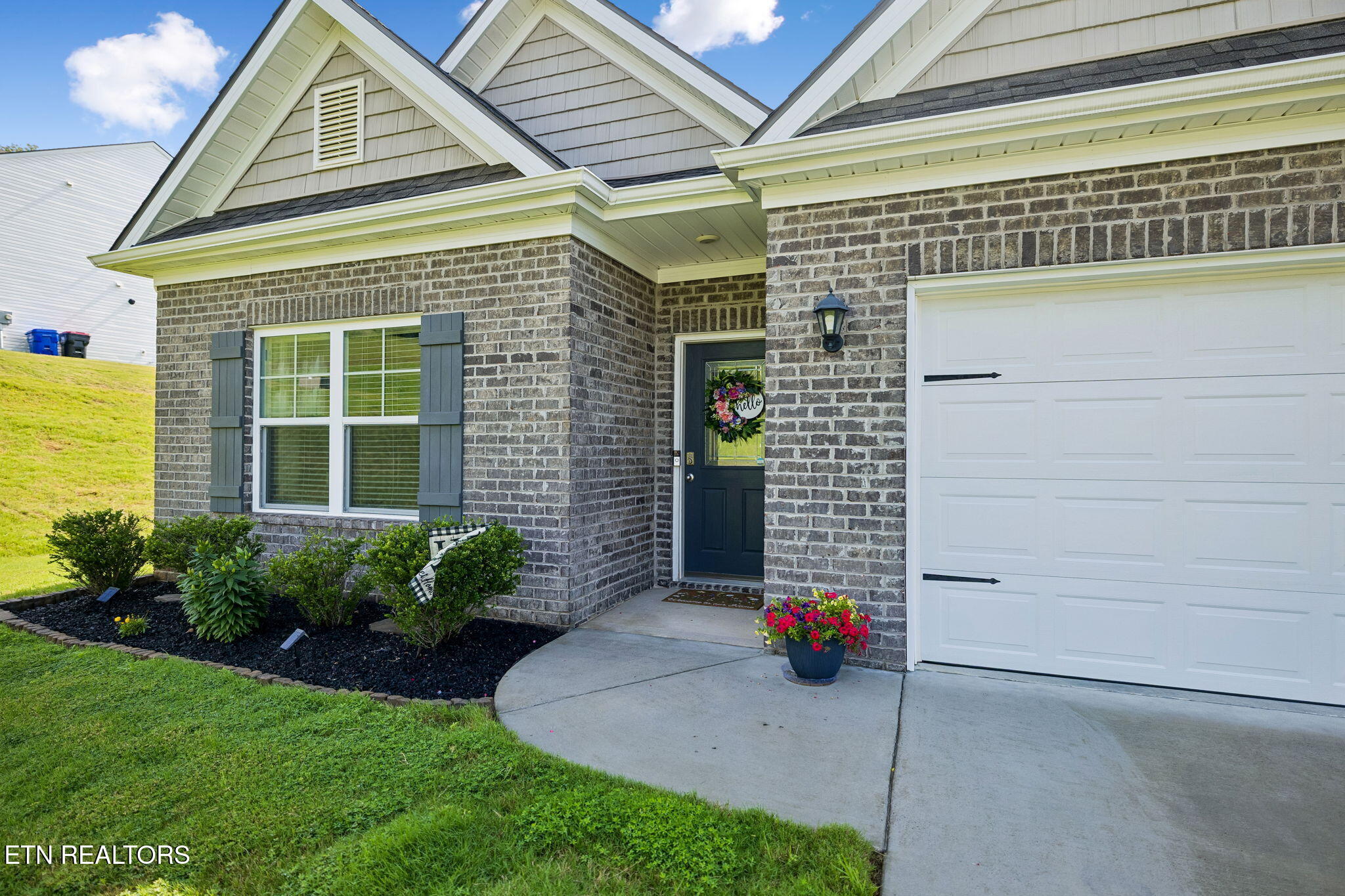379 Summer Glenn Lane Loudon TN 37774