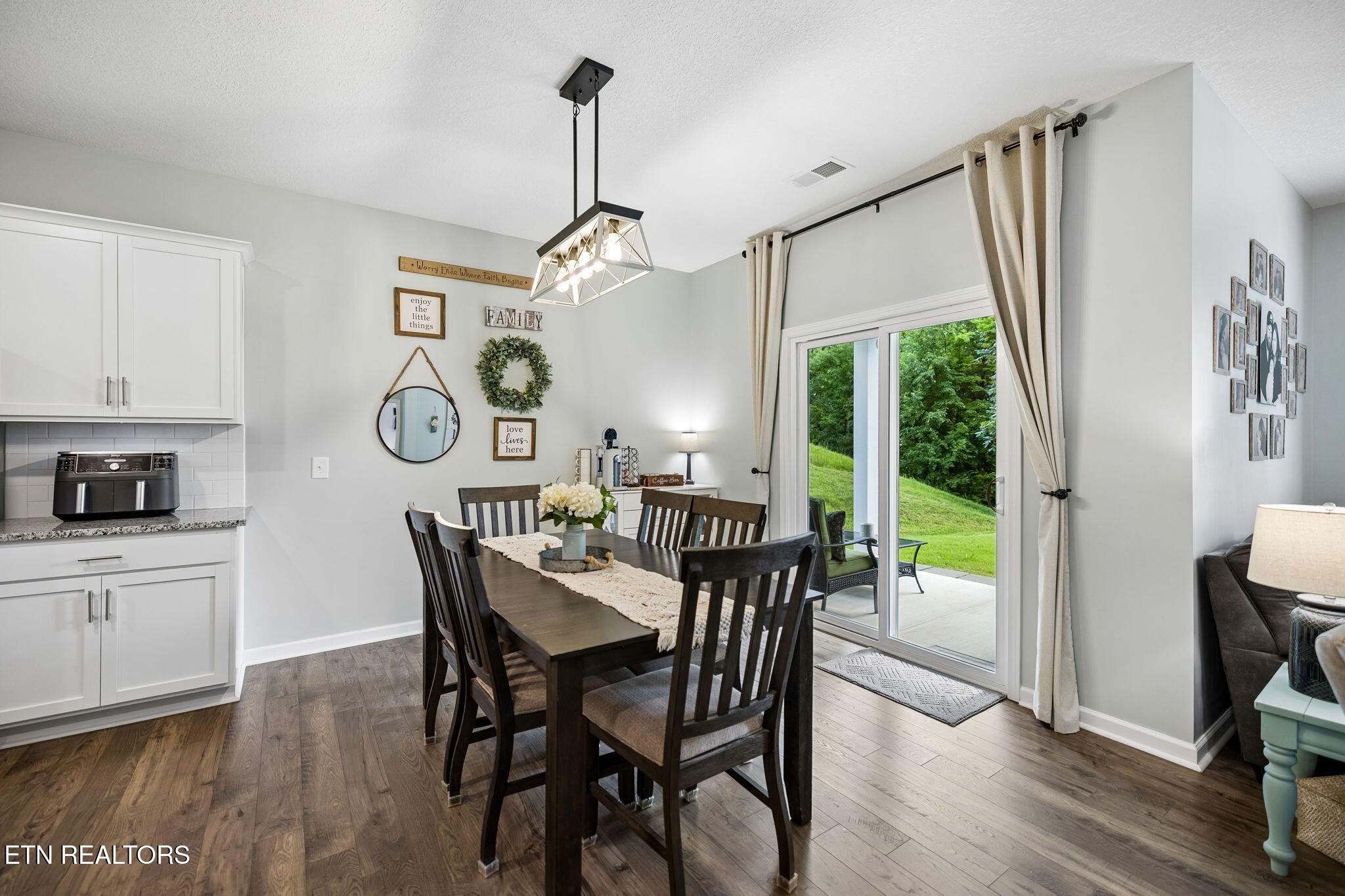 379 Summer Glenn Lane Loudon TN 37774