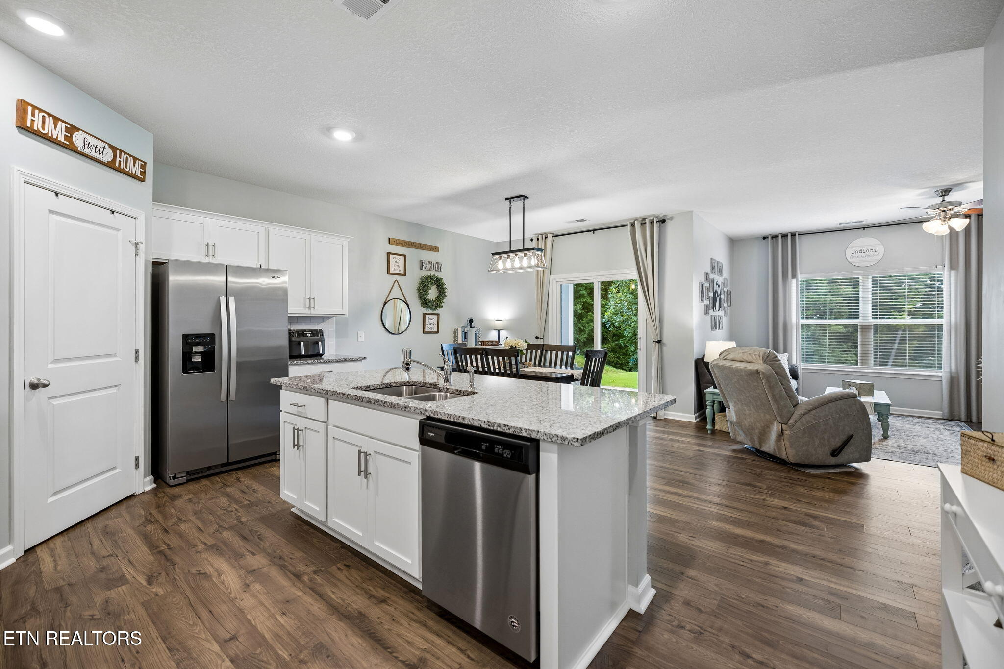 379 Summer Glenn Lane Loudon TN 37774