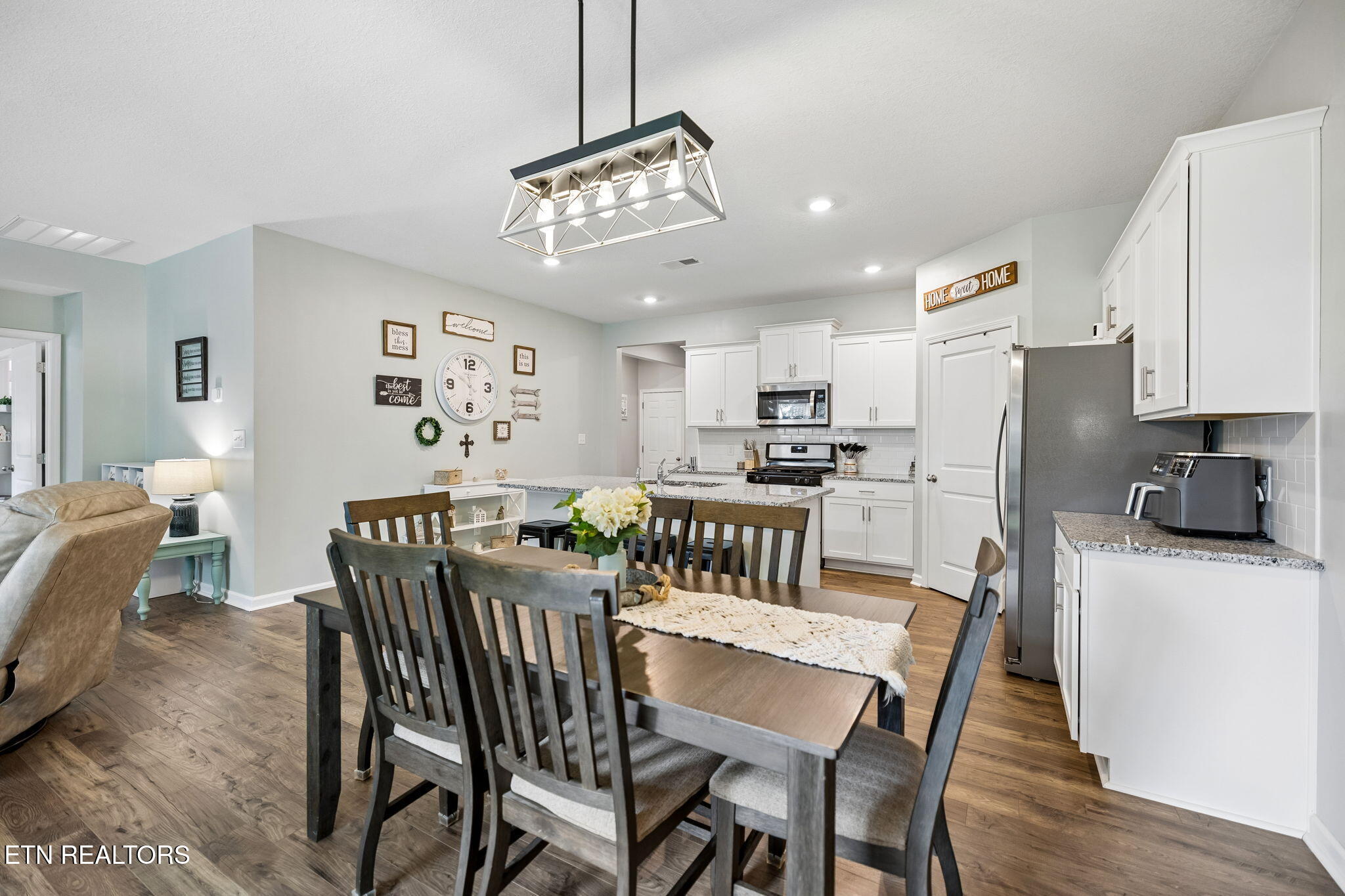 379 Summer Glenn Lane Loudon TN 37774