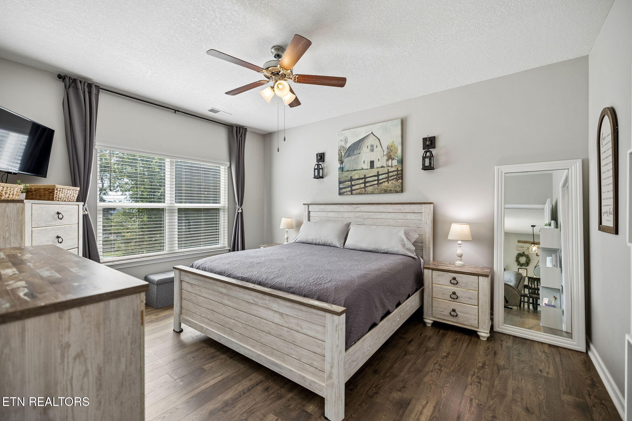 379 Summer Glenn Lane Loudon TN 37774