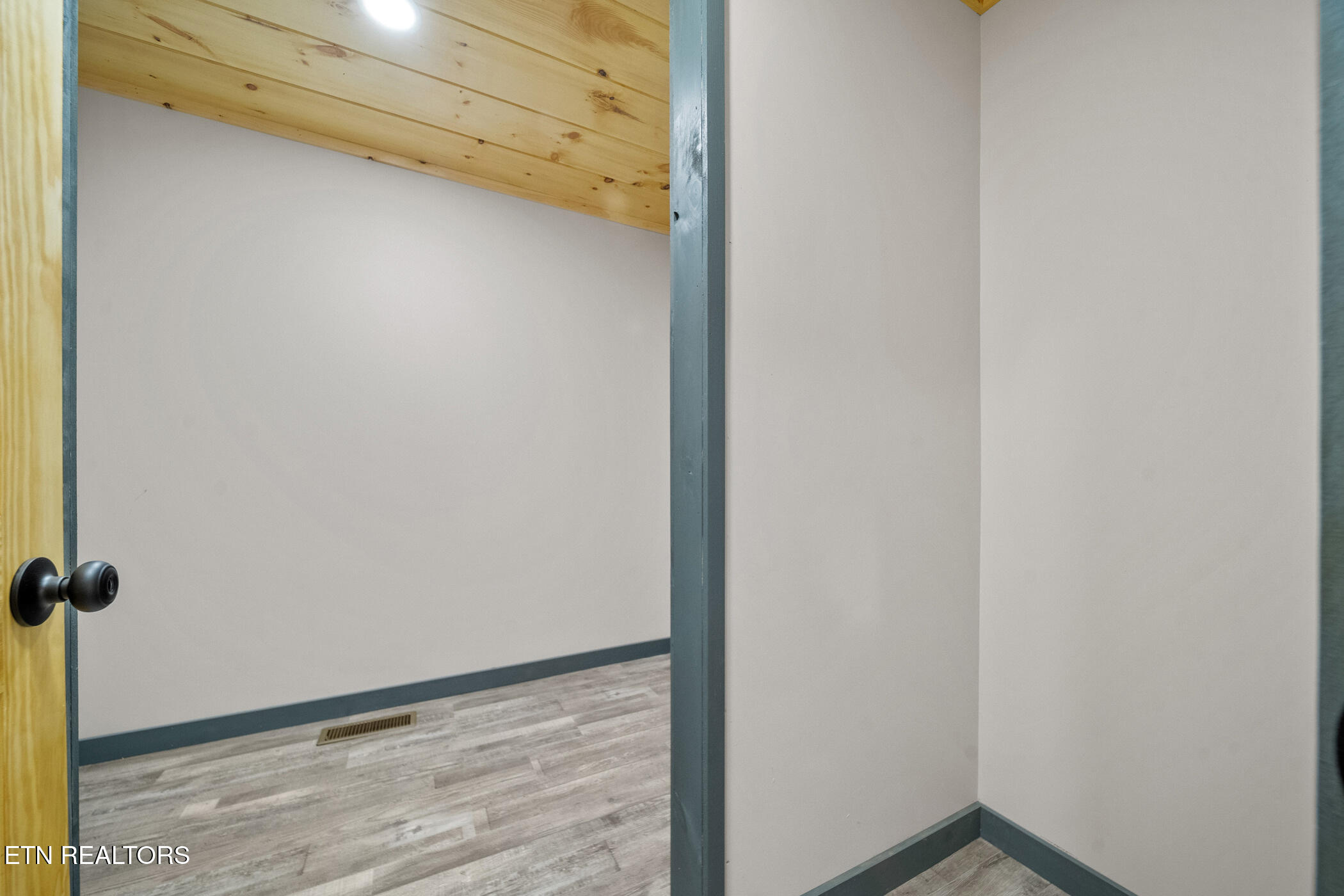 720 Timberlake Drive Pigeon Forge TN 37862