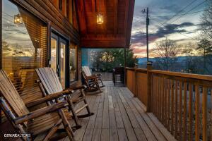 720 Timberlake Drive Pigeon Forge TN 37862