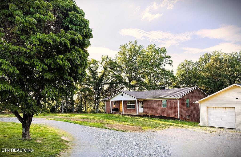 1348 Union Hill Road Red Boiling Springs TN 37150