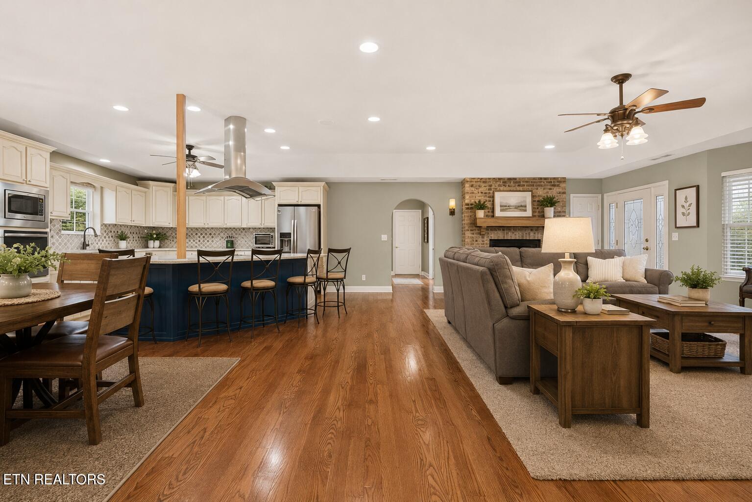 1816 Placid Sevierville TN 37862