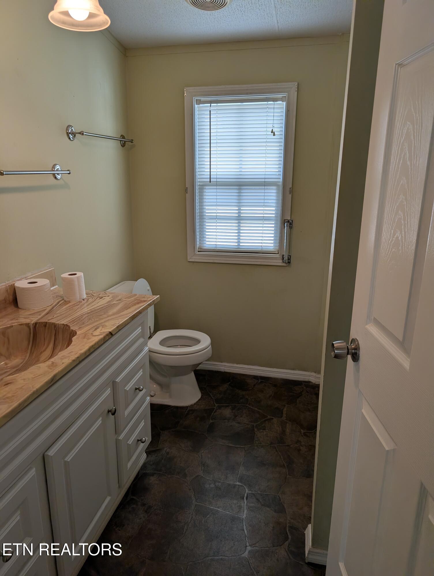 1561 Niles Ferry Road Madisonville TN 37354