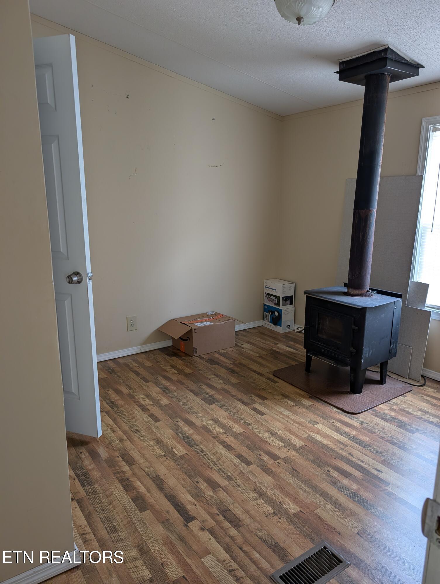 1561 Niles Ferry Road Madisonville TN 37354