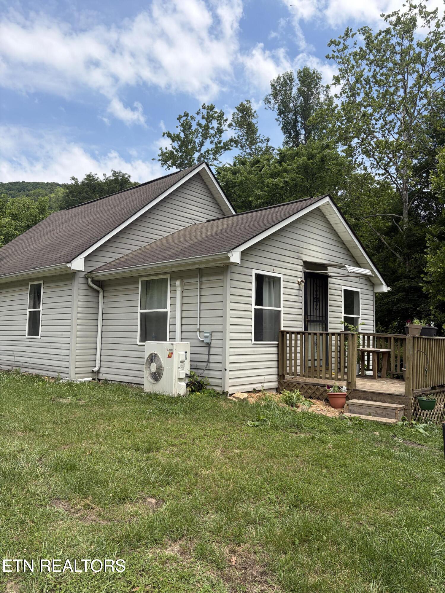 944 W Short Mountain Road Sneedville TN 37869