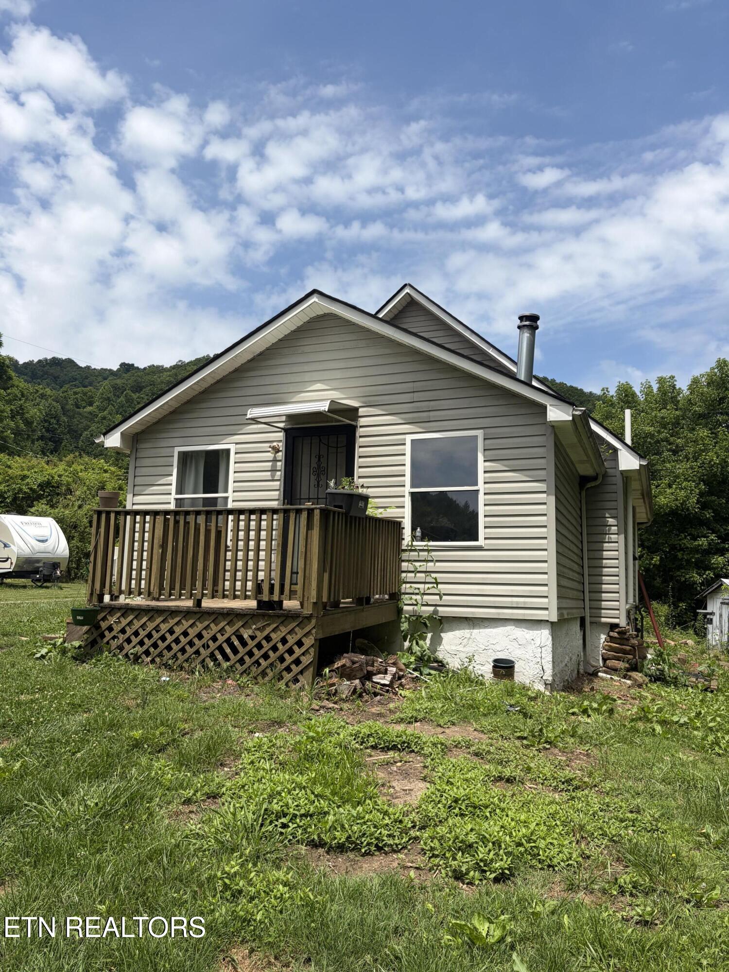 944 W Short Mountain Road Sneedville TN 37869