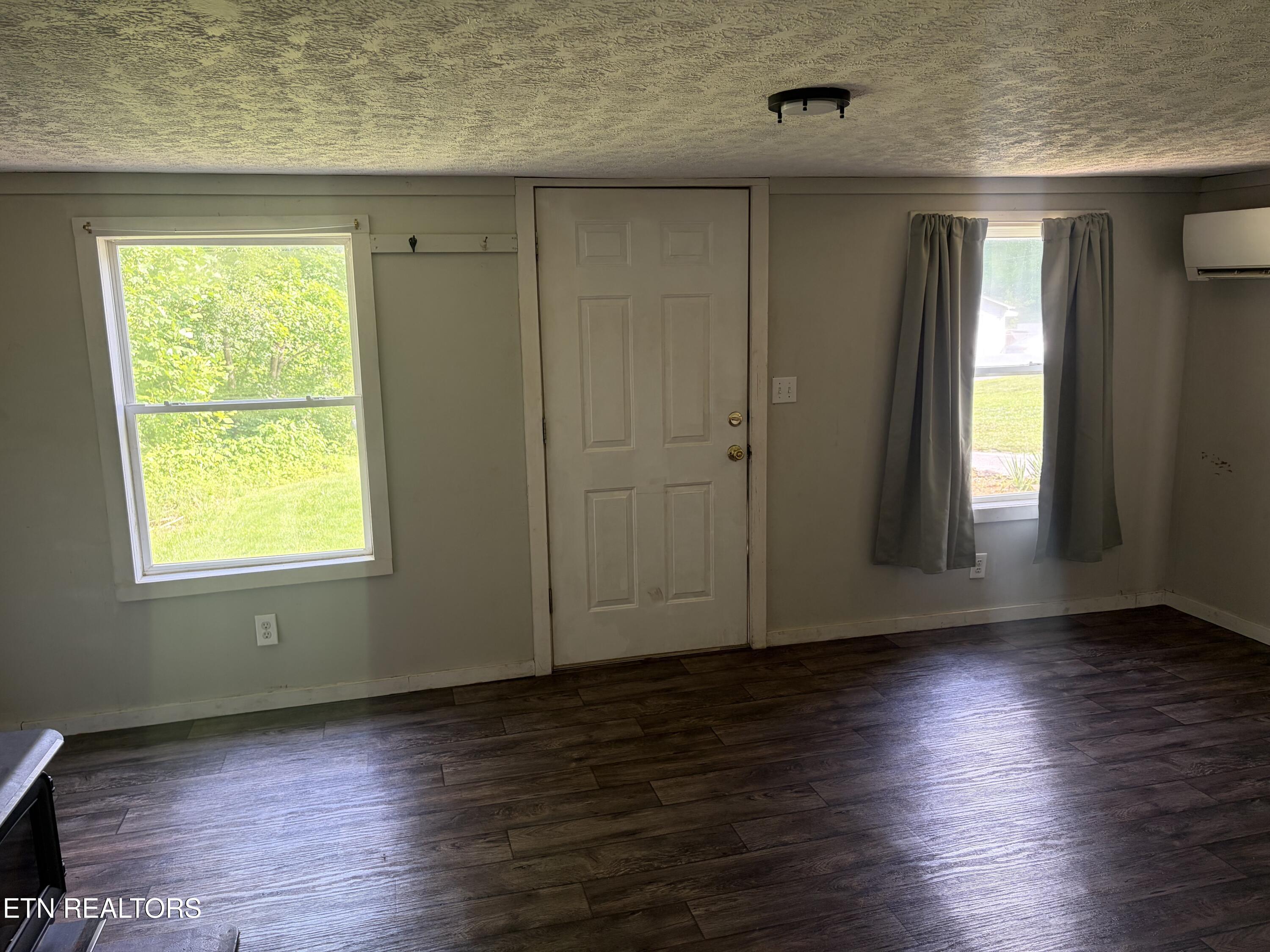 944 W Short Mountain Road Sneedville TN 37869