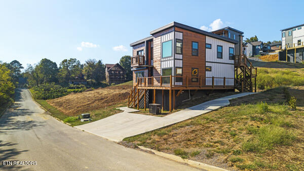 717 Bullwinkle Way Sevierville TN 37862