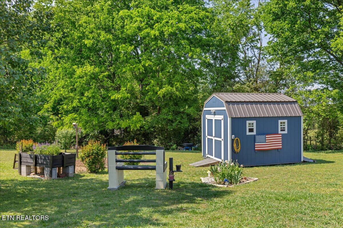 176 County Road 532 Etowah TN 37331