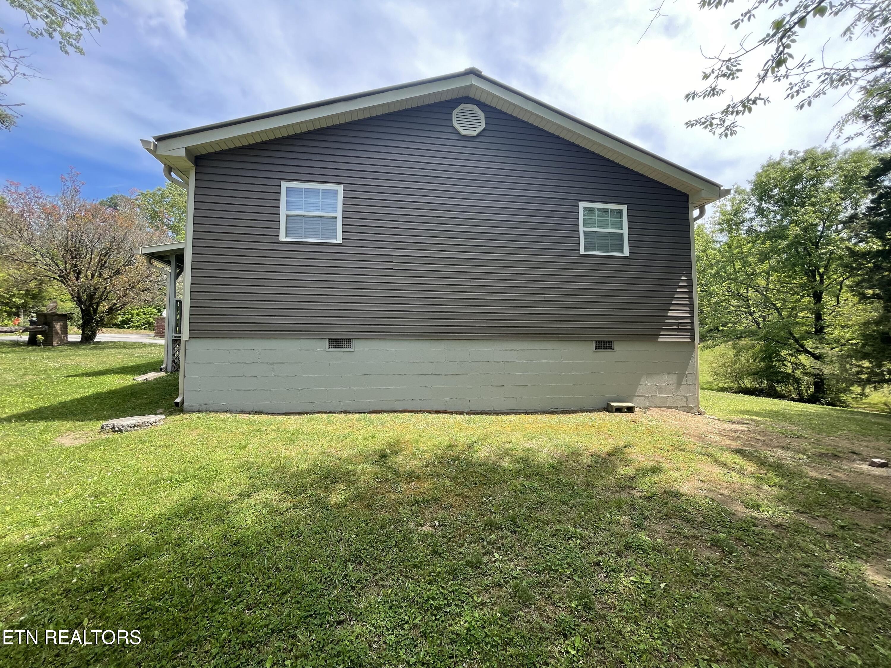 1114 Rocky Springs Road Madisonville TN 37354