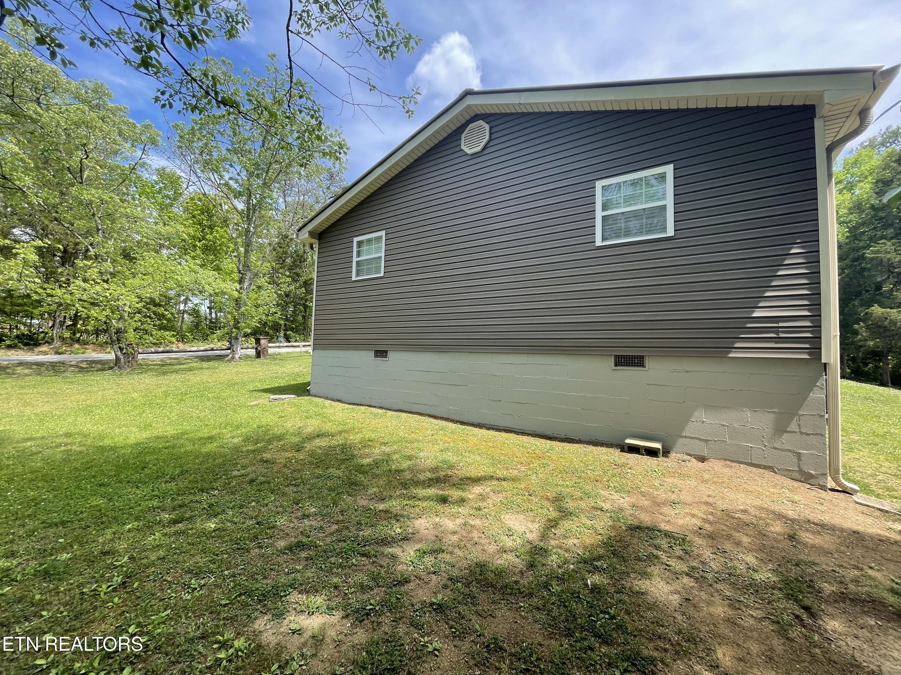 1114 Rocky Springs Road Madisonville TN 37354