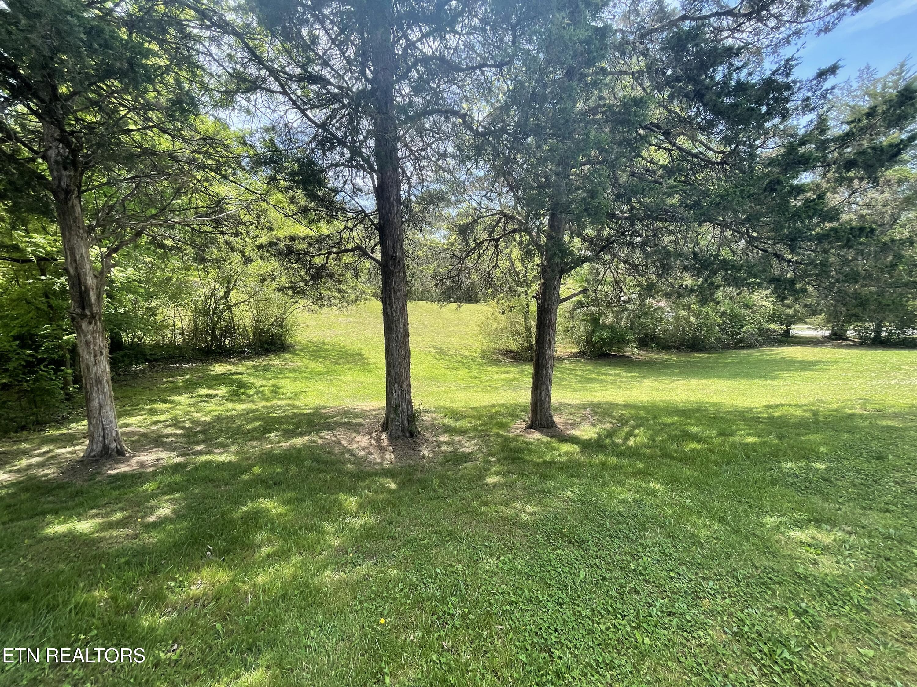 1114 Rocky Springs Road Madisonville TN 37354