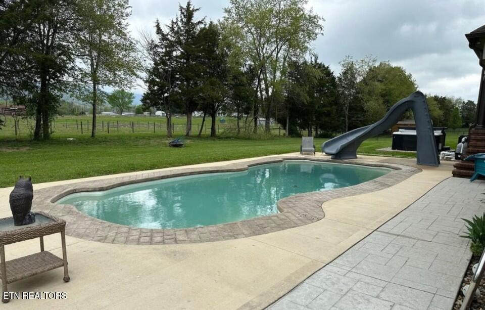 127 Ashley Court Speedwell TN 37870