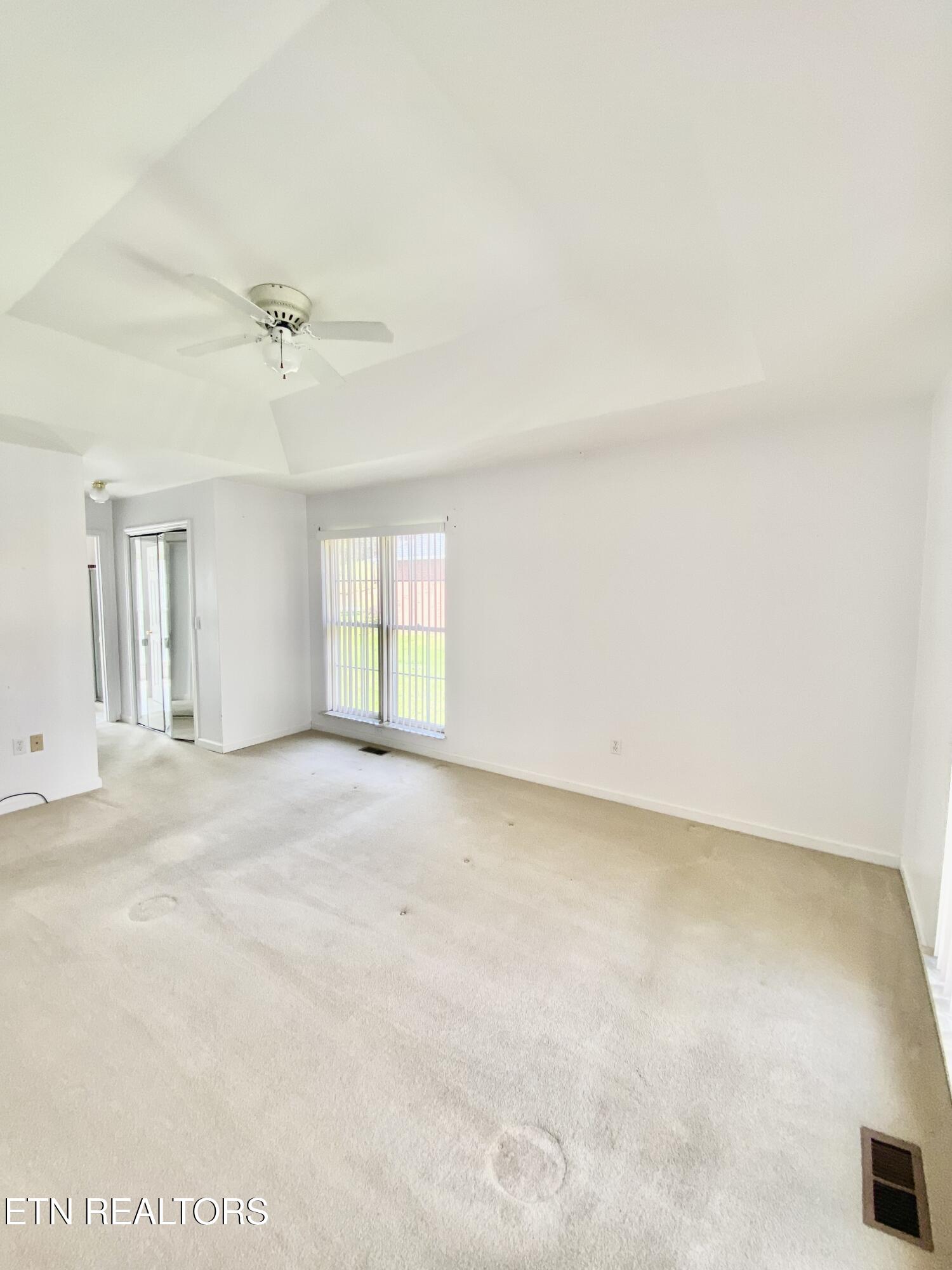176 Mineral Springs Lane Jacksboro TN 37757